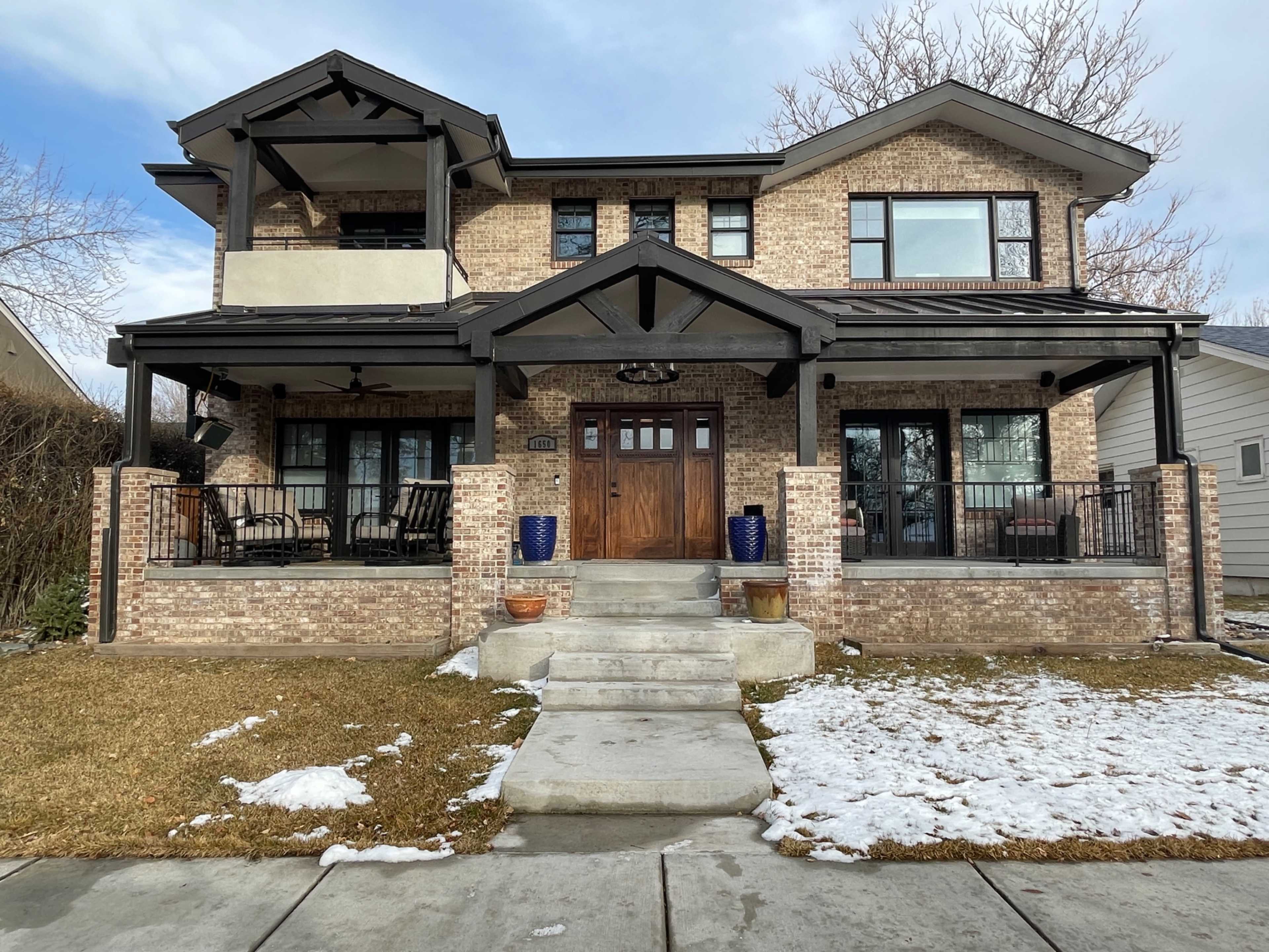 Bright & Friendly Urban Home with Spacious Chef, Family and Entertaining Kitchen Image in Platt Park, Denver, CO