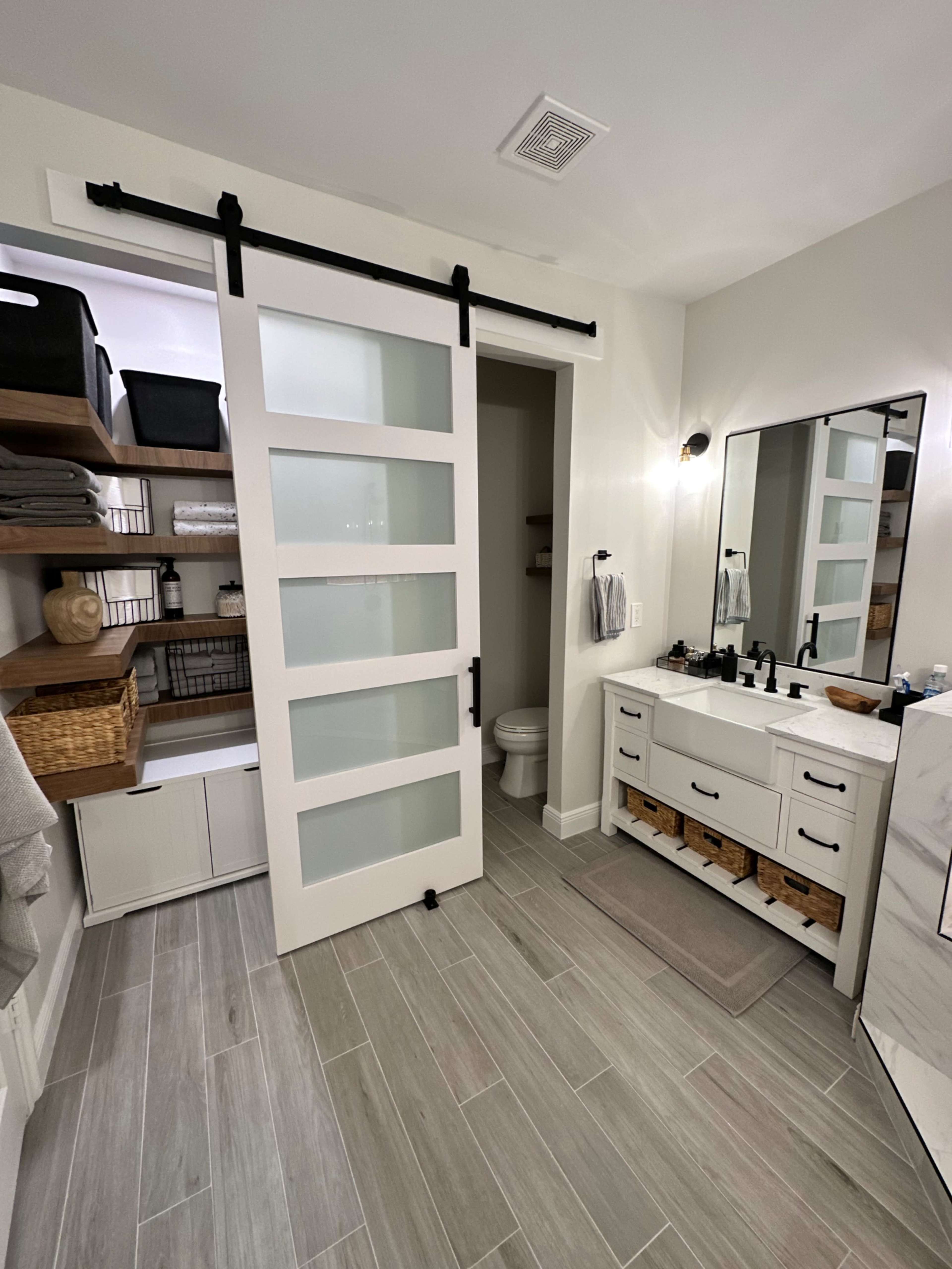 Master Bath/Vanity - great for makeup tutorials Image in Parkland, Parkland, FL