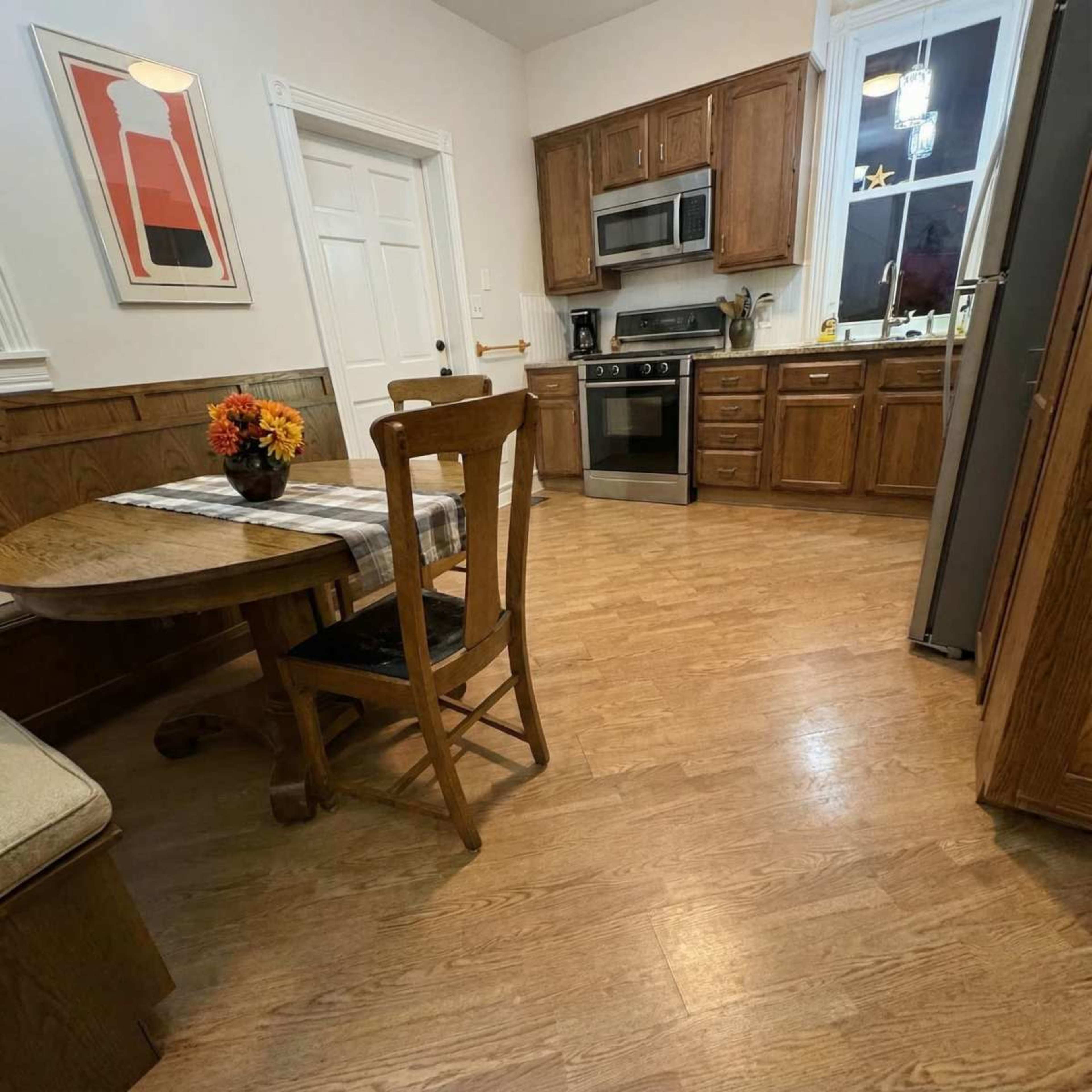 The Victorian View– Relax, watch the horses & Enjoy the Countryside with pool! Image in Oley Township, Oley, PA