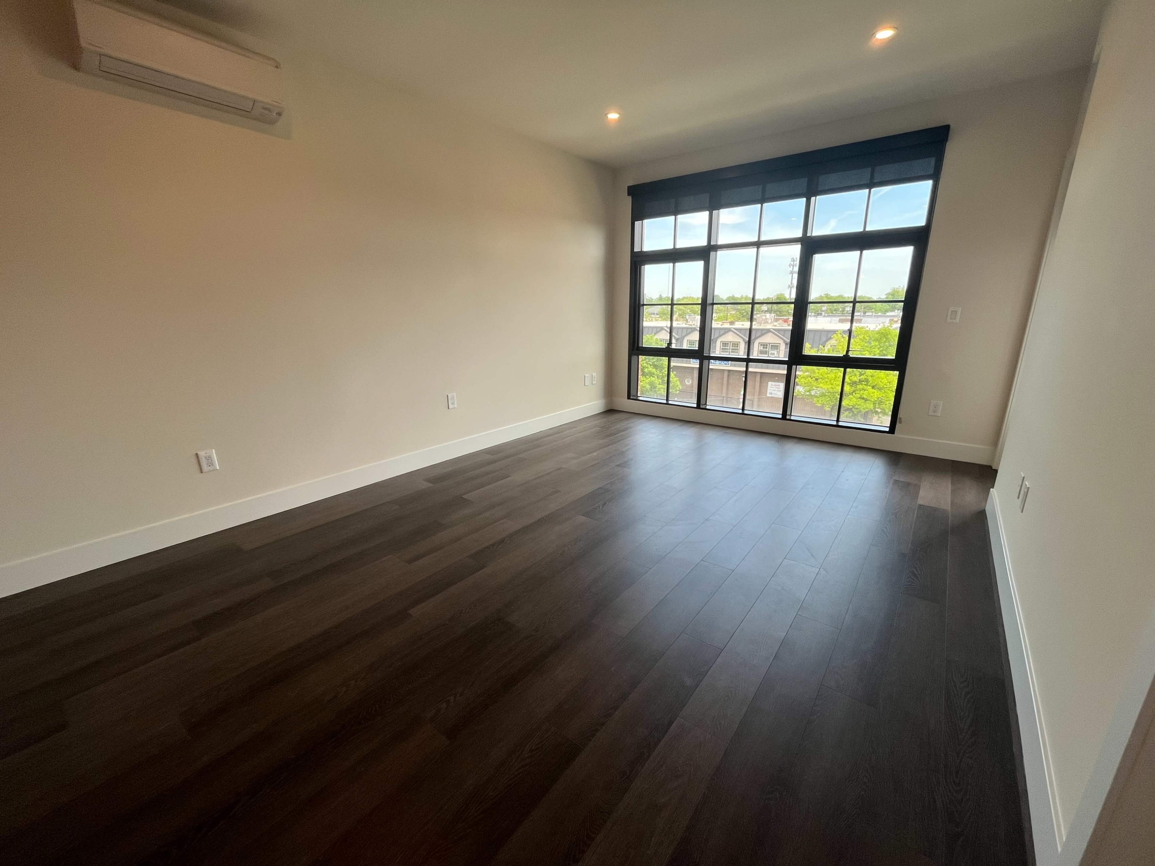 Bright, Modern Studio for Yoga, Bodywork, Sound Healing & Kitchen Rentals in Garwood Image in Garwood, Garwood, NJ