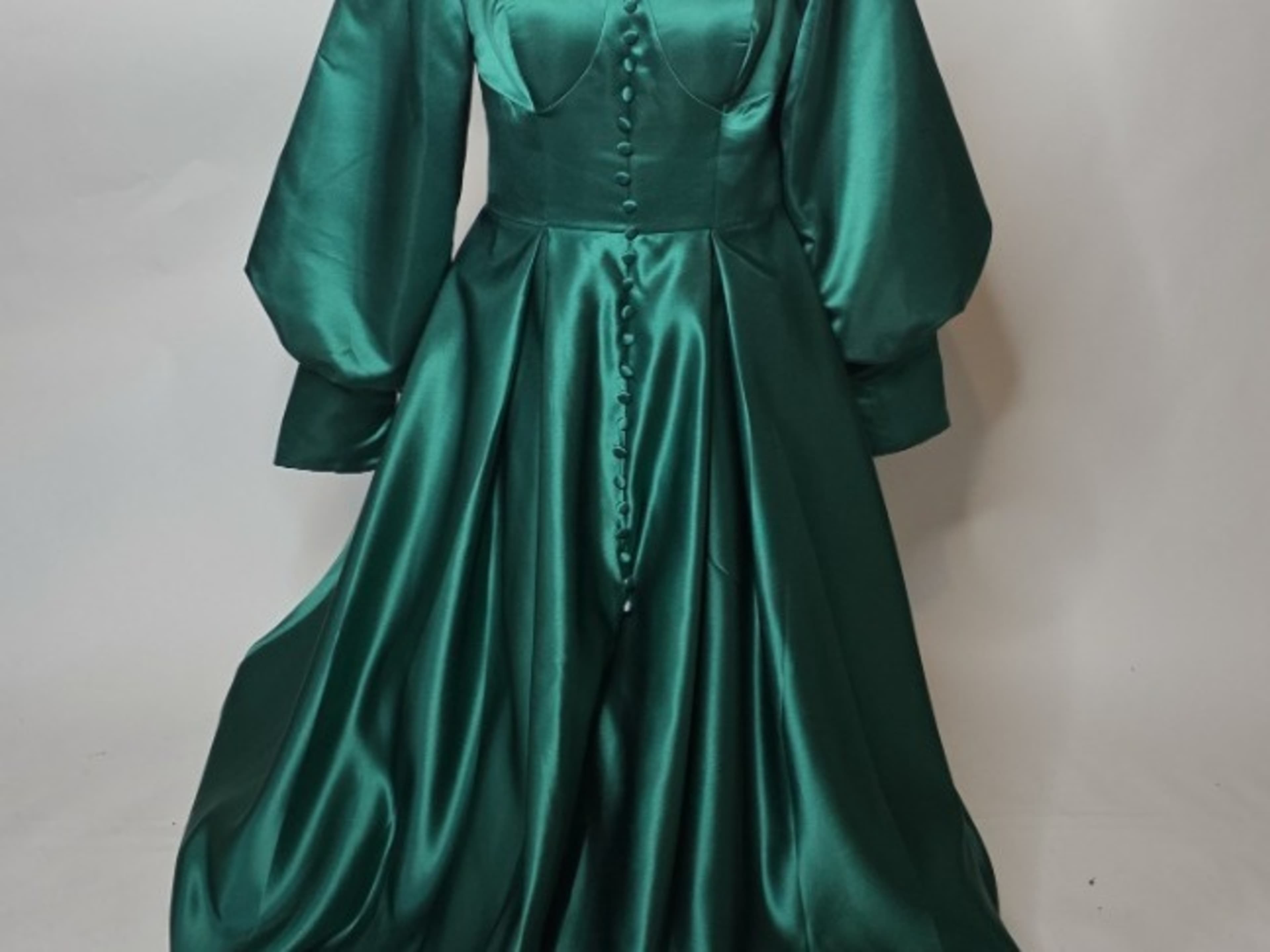 Emerald Satin Gown with Regal Puff Sleeves