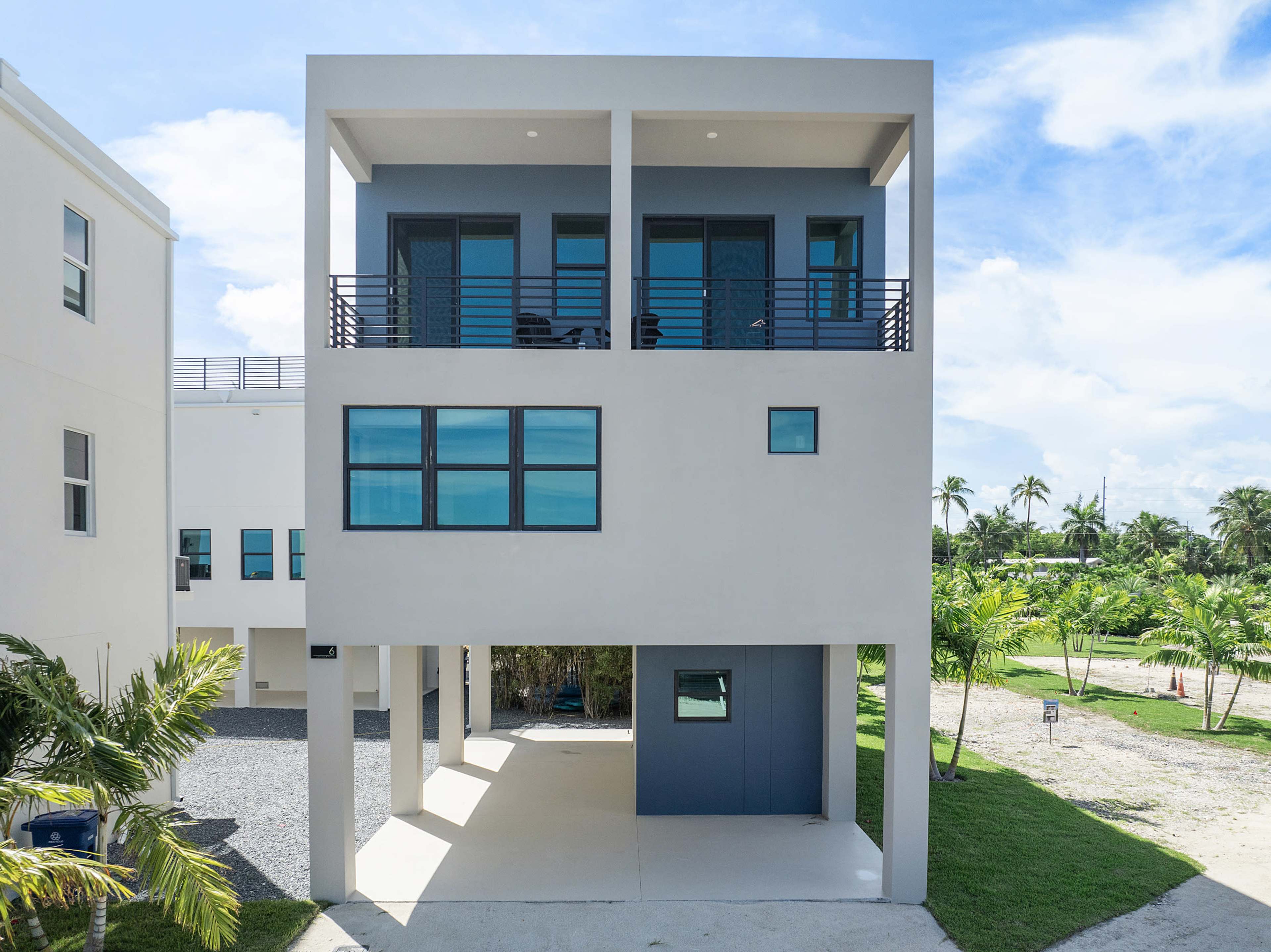 Newly Built Waterfront Paradise with Pool & Ocean Views! Image in Key Largo, Key Largo, FL