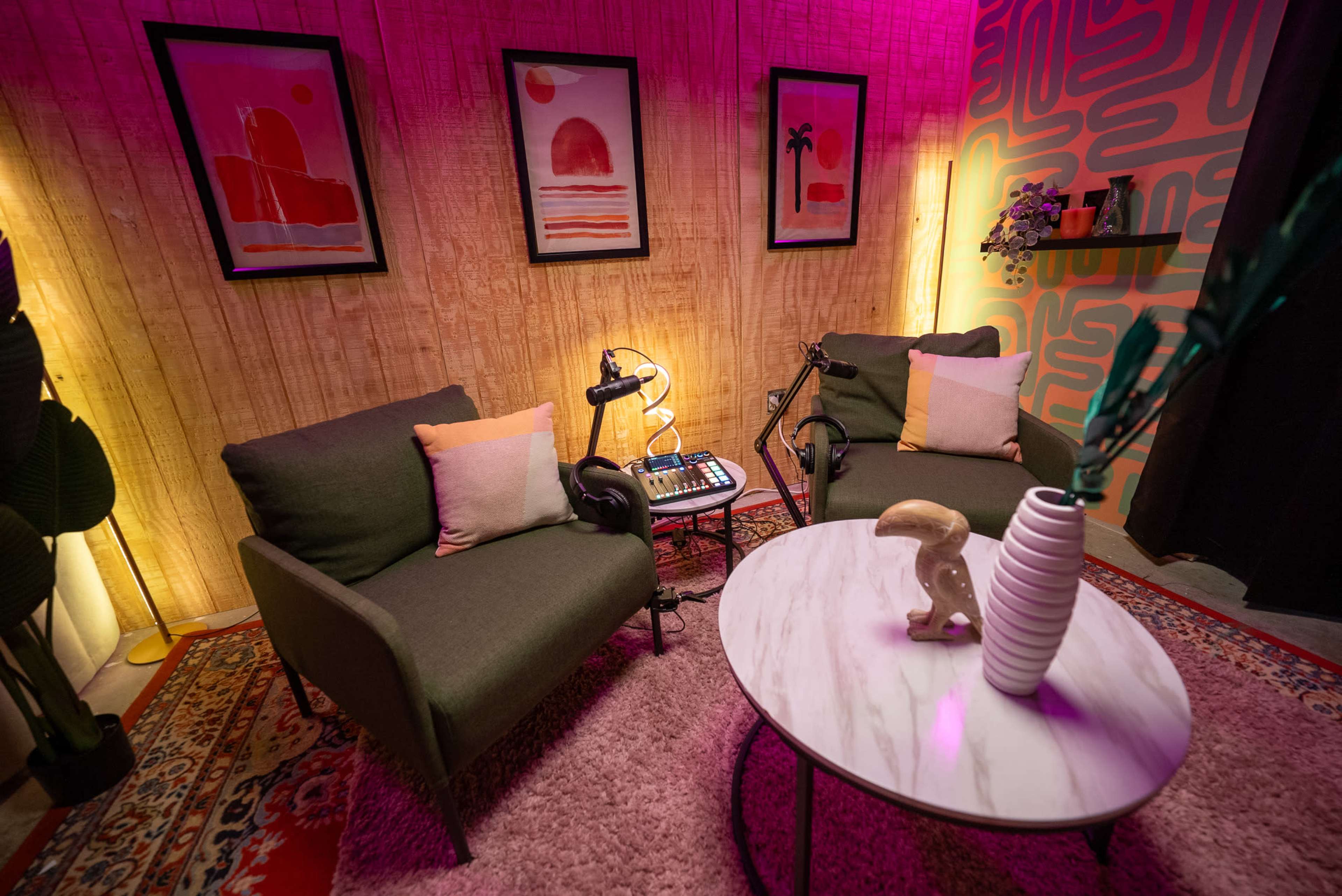 Soundproof Production/Photo/Podcast Studio w/Lighting Image in West Ashley, Charleston, SC
