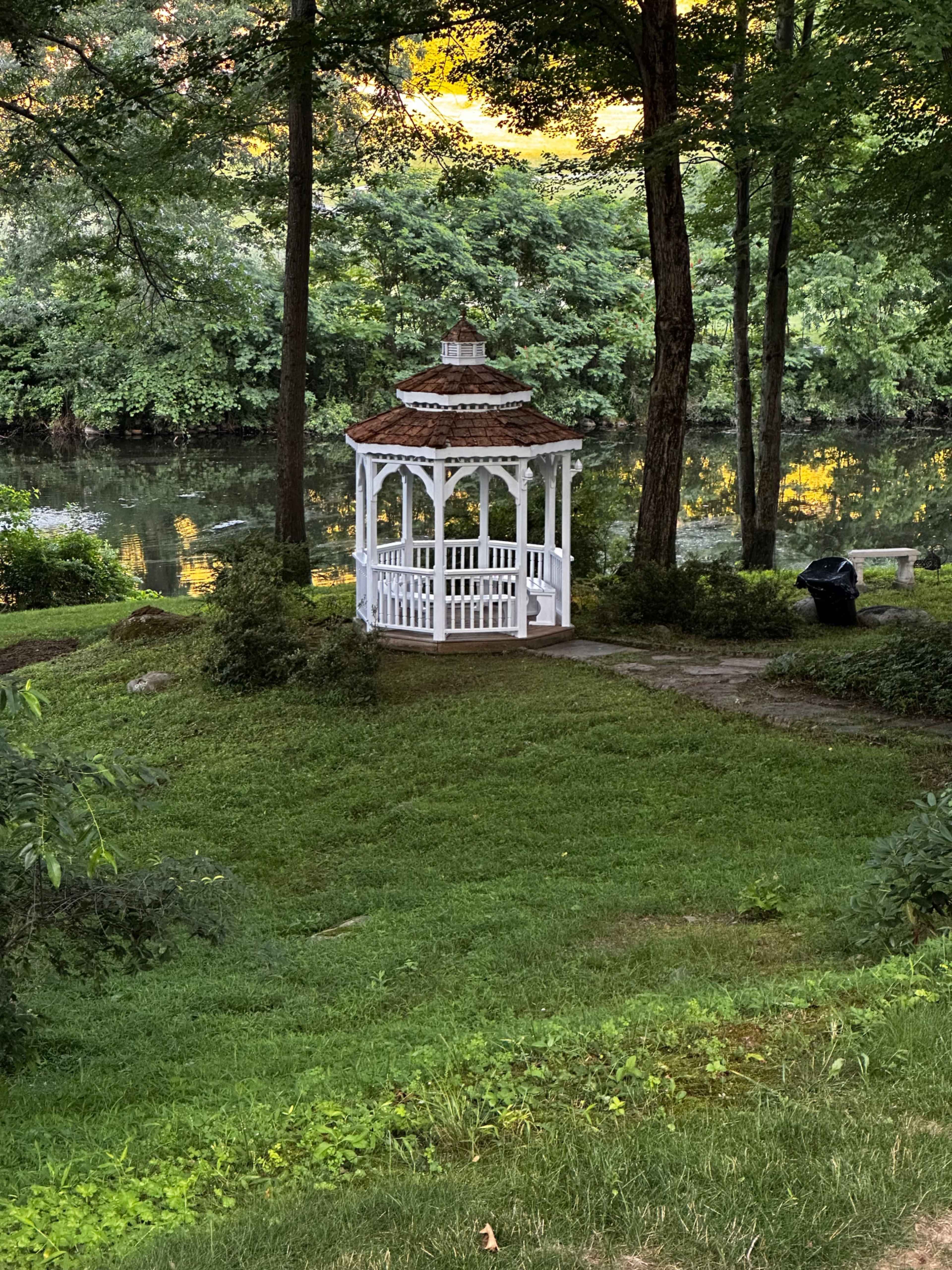 Serenity Lake Events Image in Oak Ridge, Oak Ridge, NJ