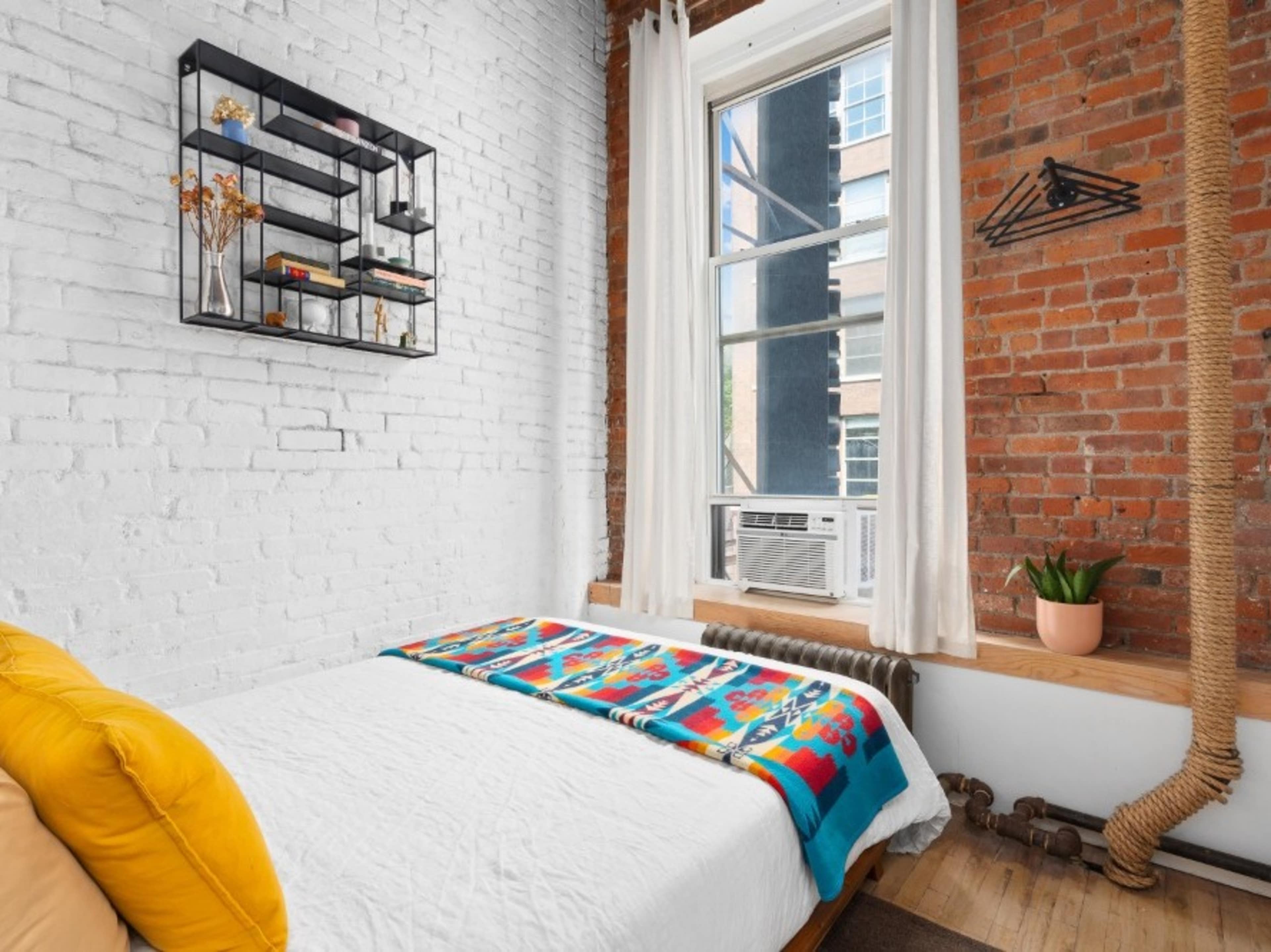 Rental of Bedrooms / Additional Workspaces