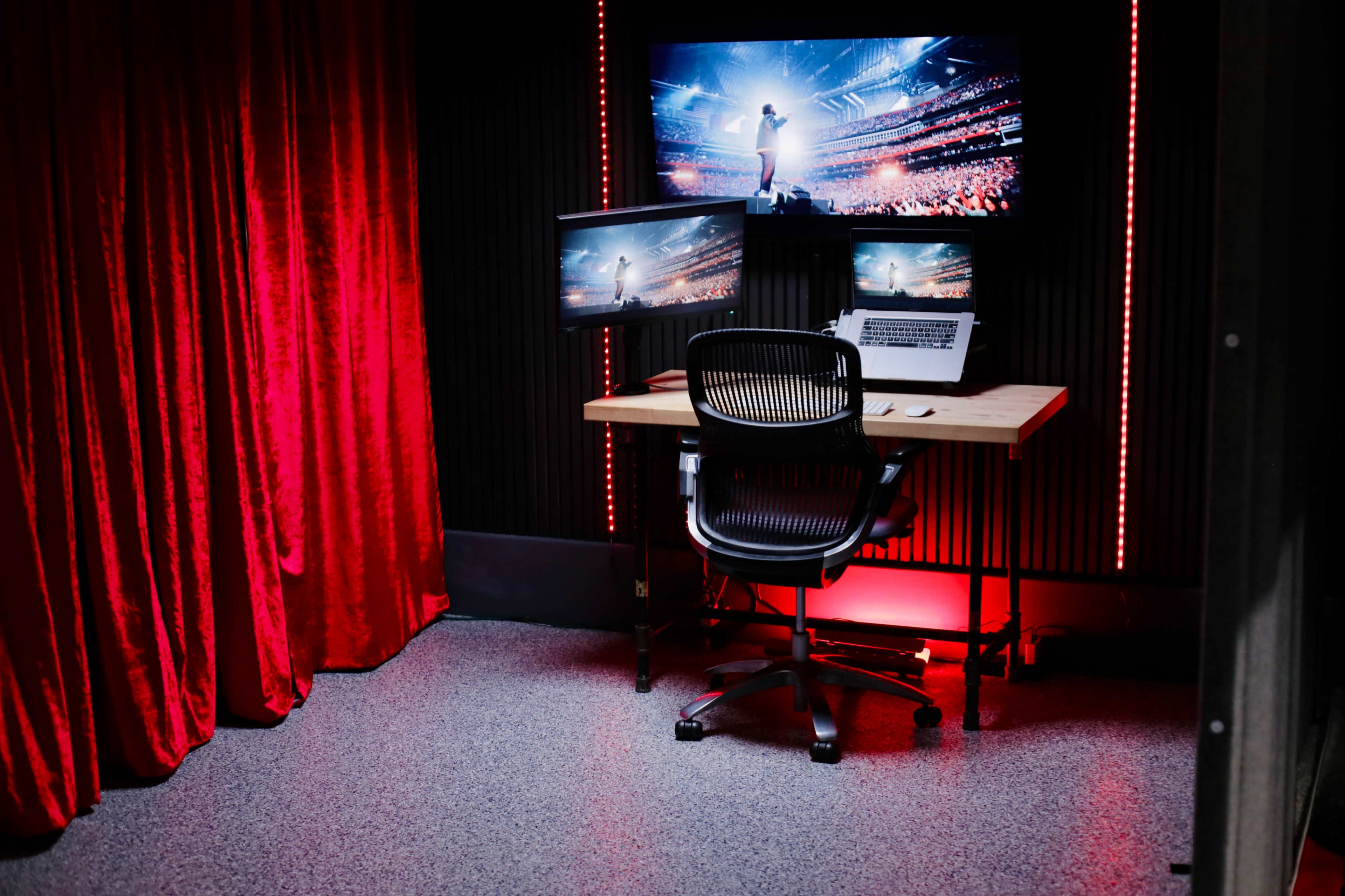 Professionally Designed Podcast and Content Creation Studio Image in Mount Dora, Mount Dora, FL