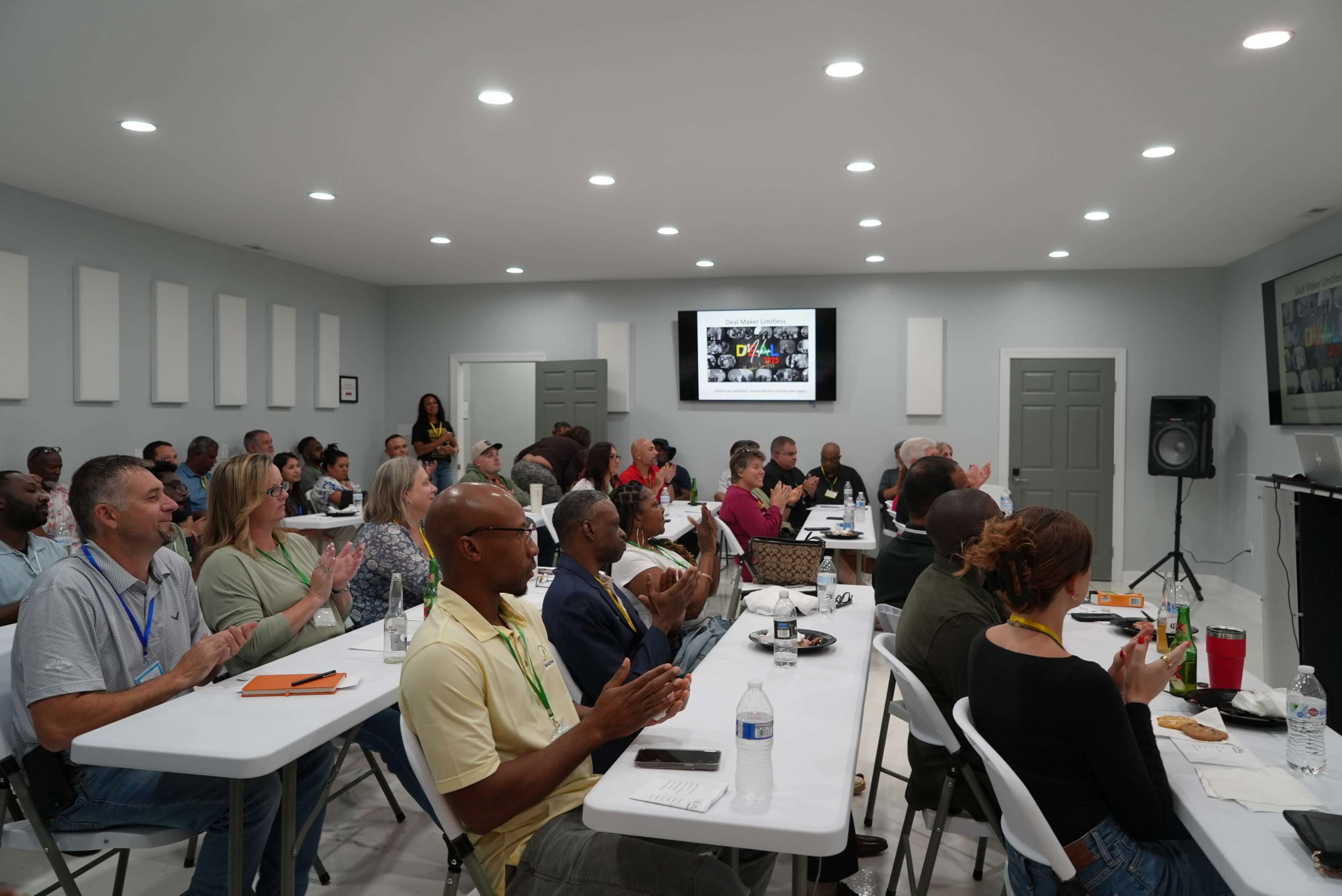 Large Modern Meeting Room with Full Audio/Visual Setup 40+ attendees Image in Montrose, Richmond, VA