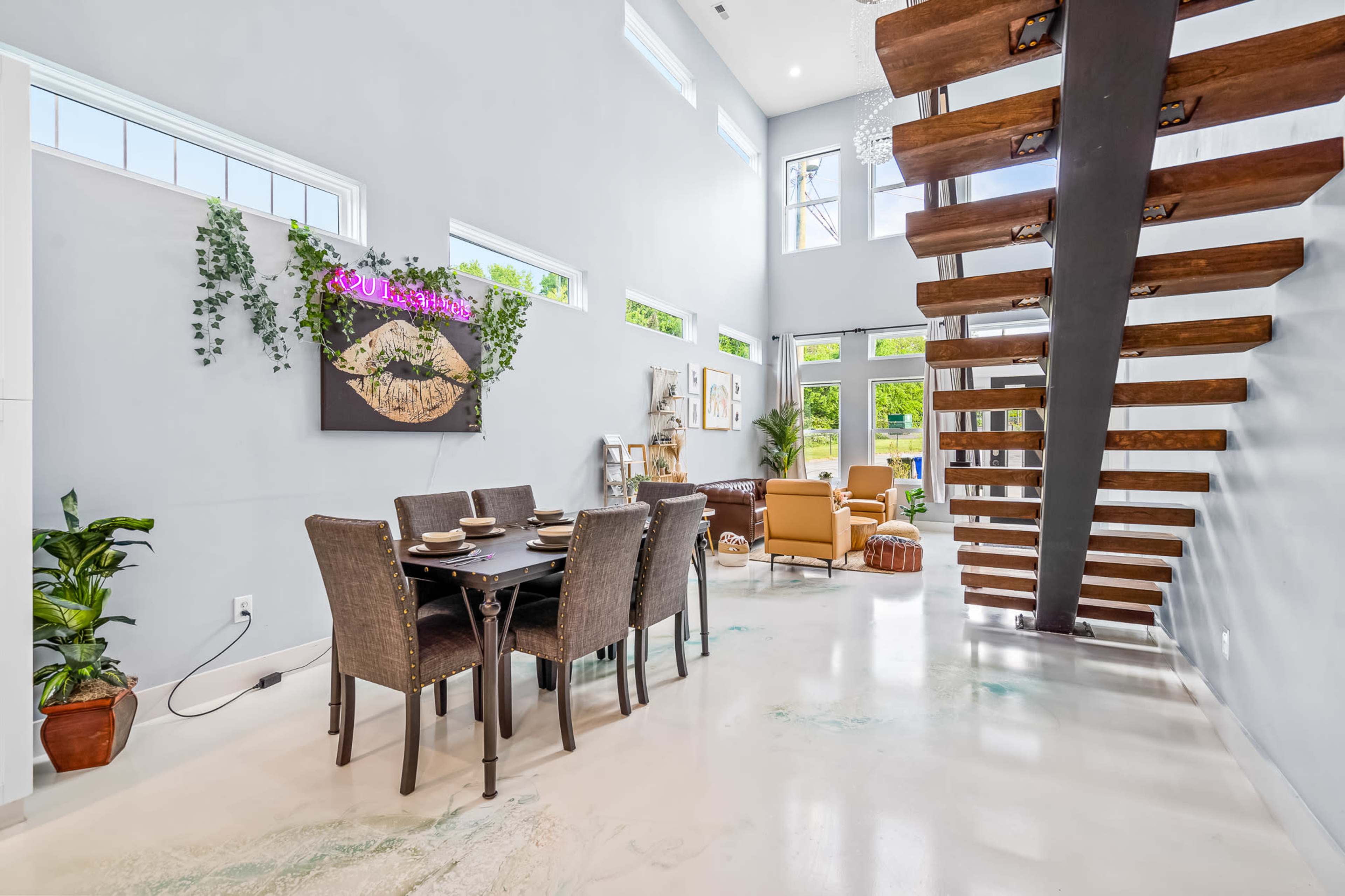 Downtown Chic Luxury Loft w/Rooftop Image in Durham, Durham, NC