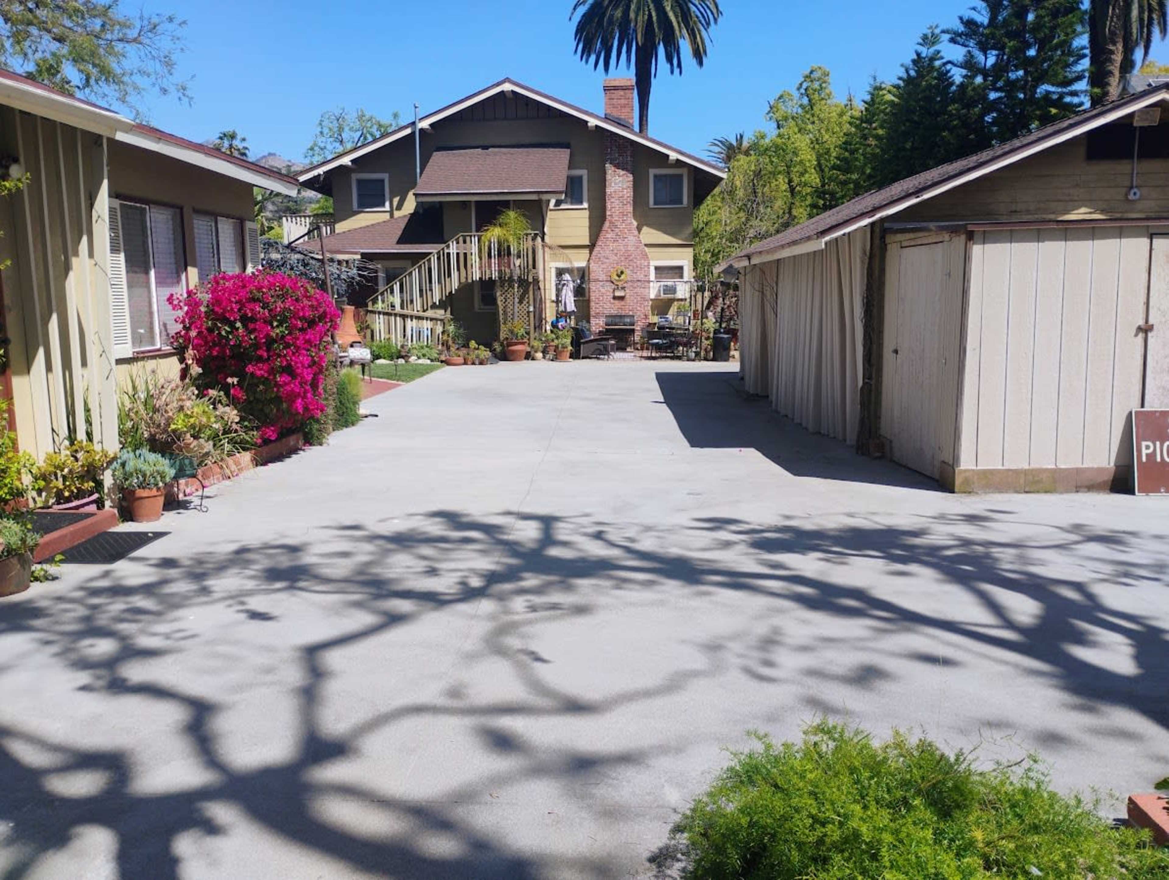 Private Tropical Oasis Image in North Central, Pasadena, CA