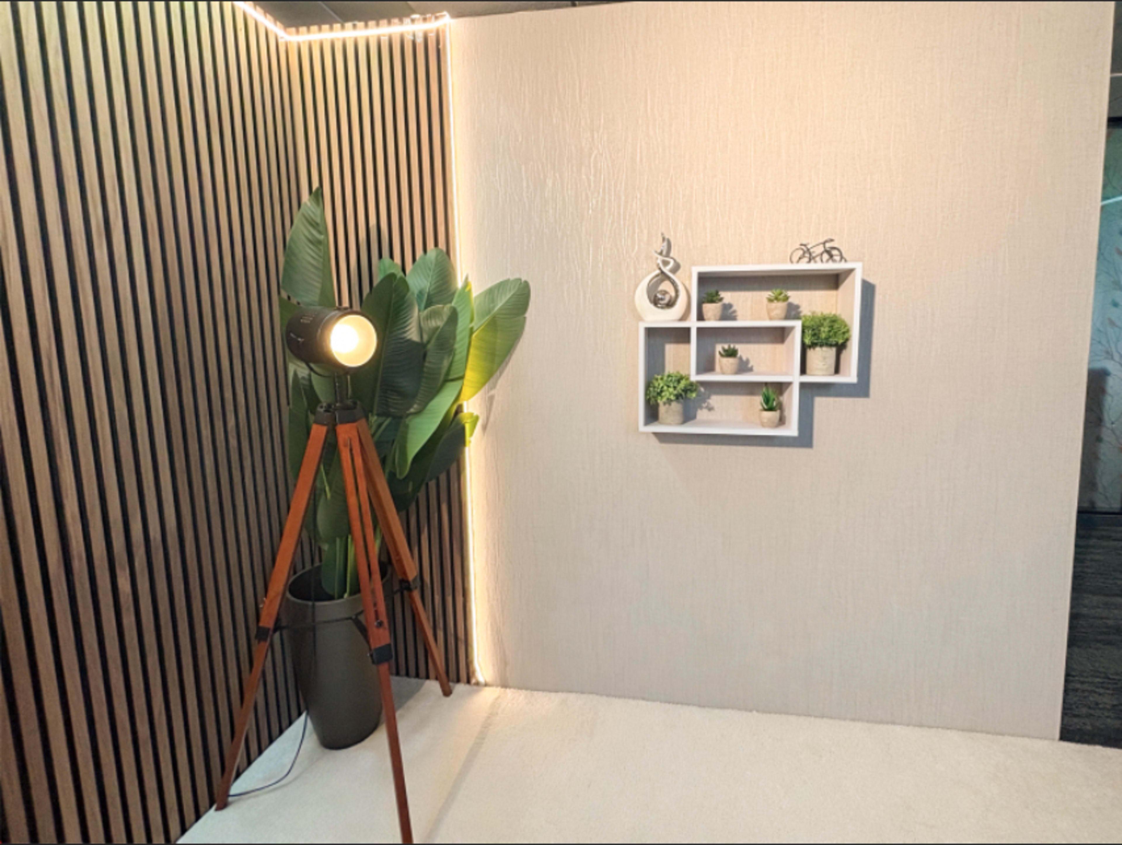 Professional Podcast Studio with Premium Equipment Image in Isle of Dogs, London, ENG