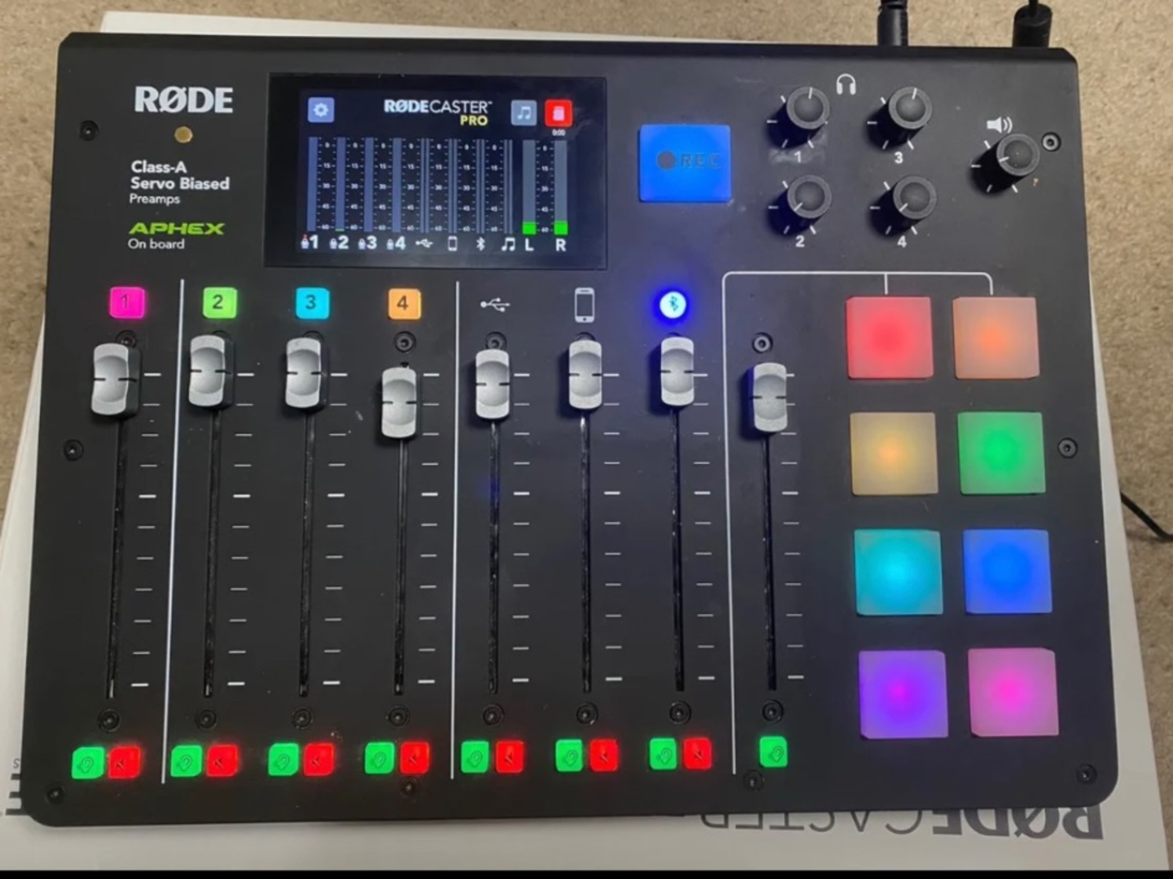 RodeCaster (2hr min)