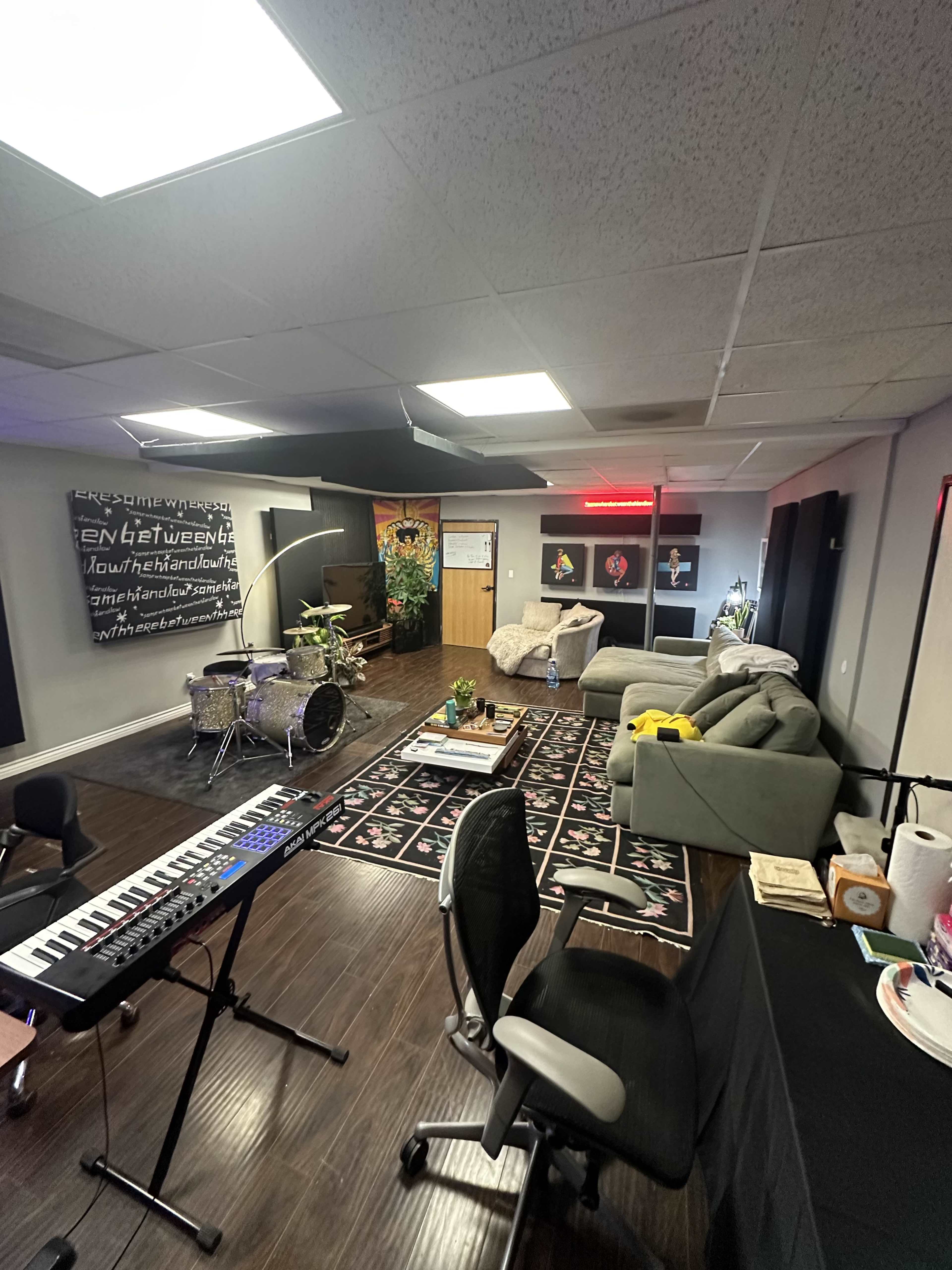 Music Recording Studio in Lowkey Suburb Image in Woodland Hills, Woodland Hills, CA