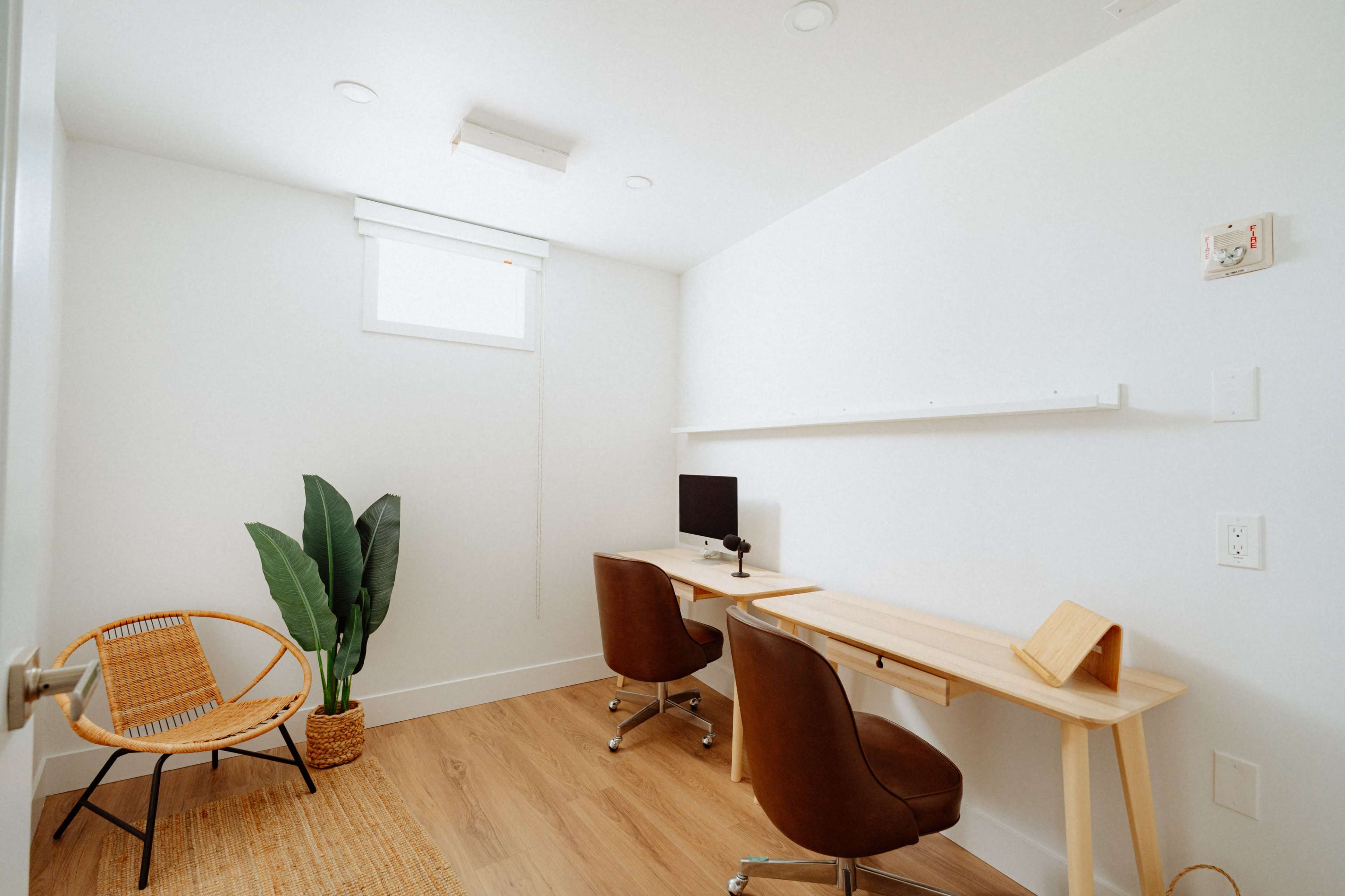 Cozy Private Office Space for 2 Image in Richmond, Richmond, BC
