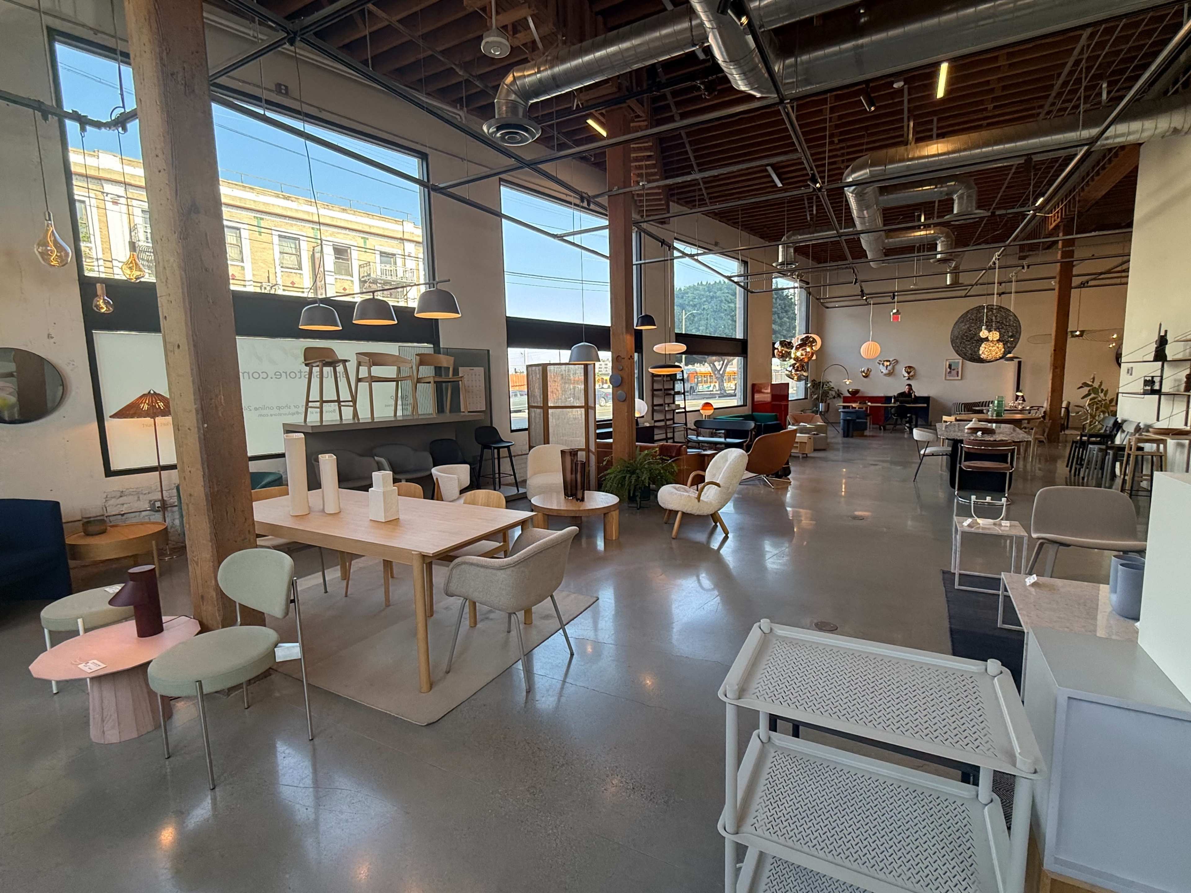 Large Modern Furniture Showroom for Video or Photo Shoots Image in Central LA, Los Angeles, CA