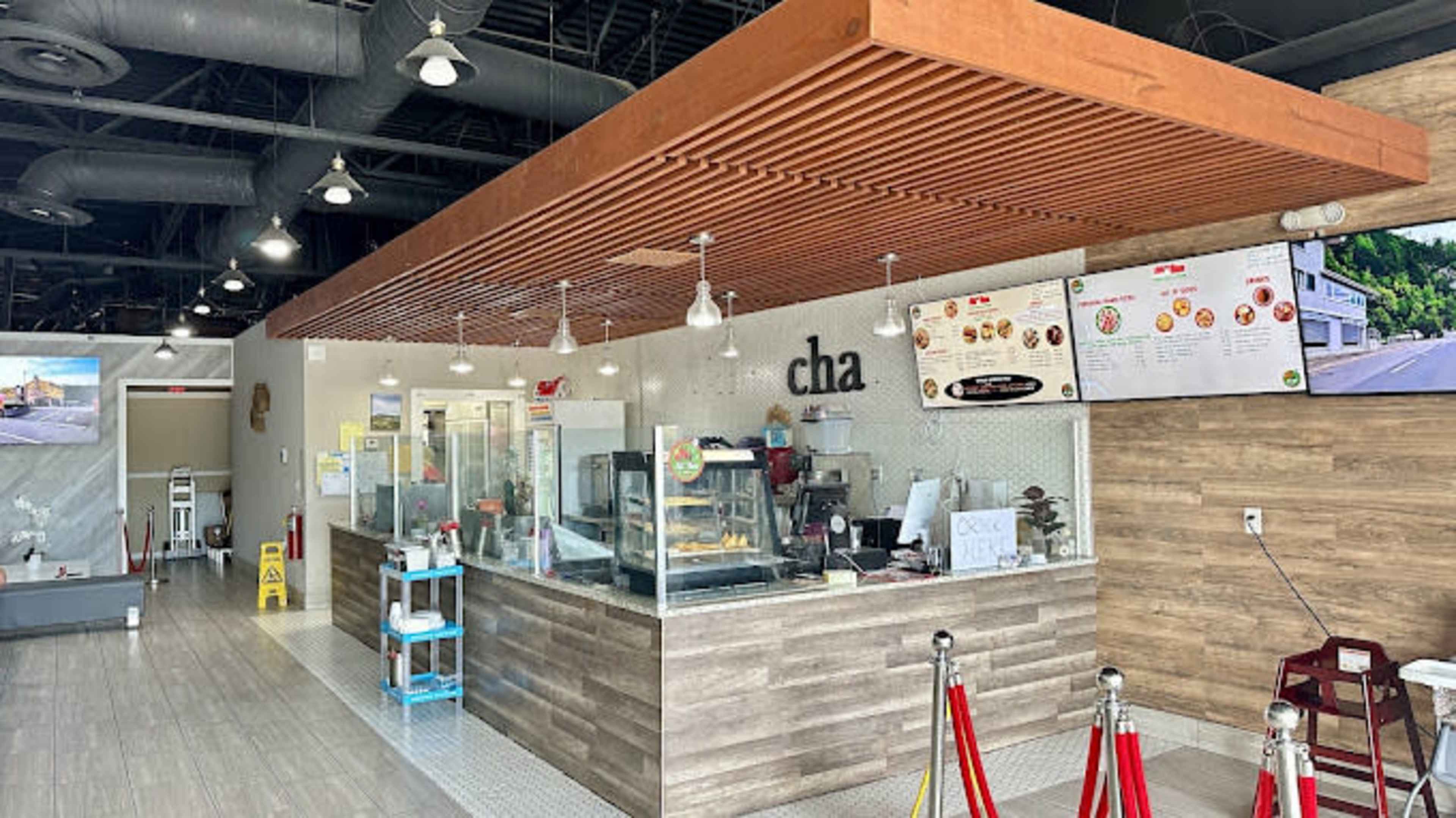 Restaurant Space with 35+ Seating, a fully equipped kitchen, and space for prep. Located on the heart of Buford Highway in Atlanta Image in Doraville, Doraville, GA