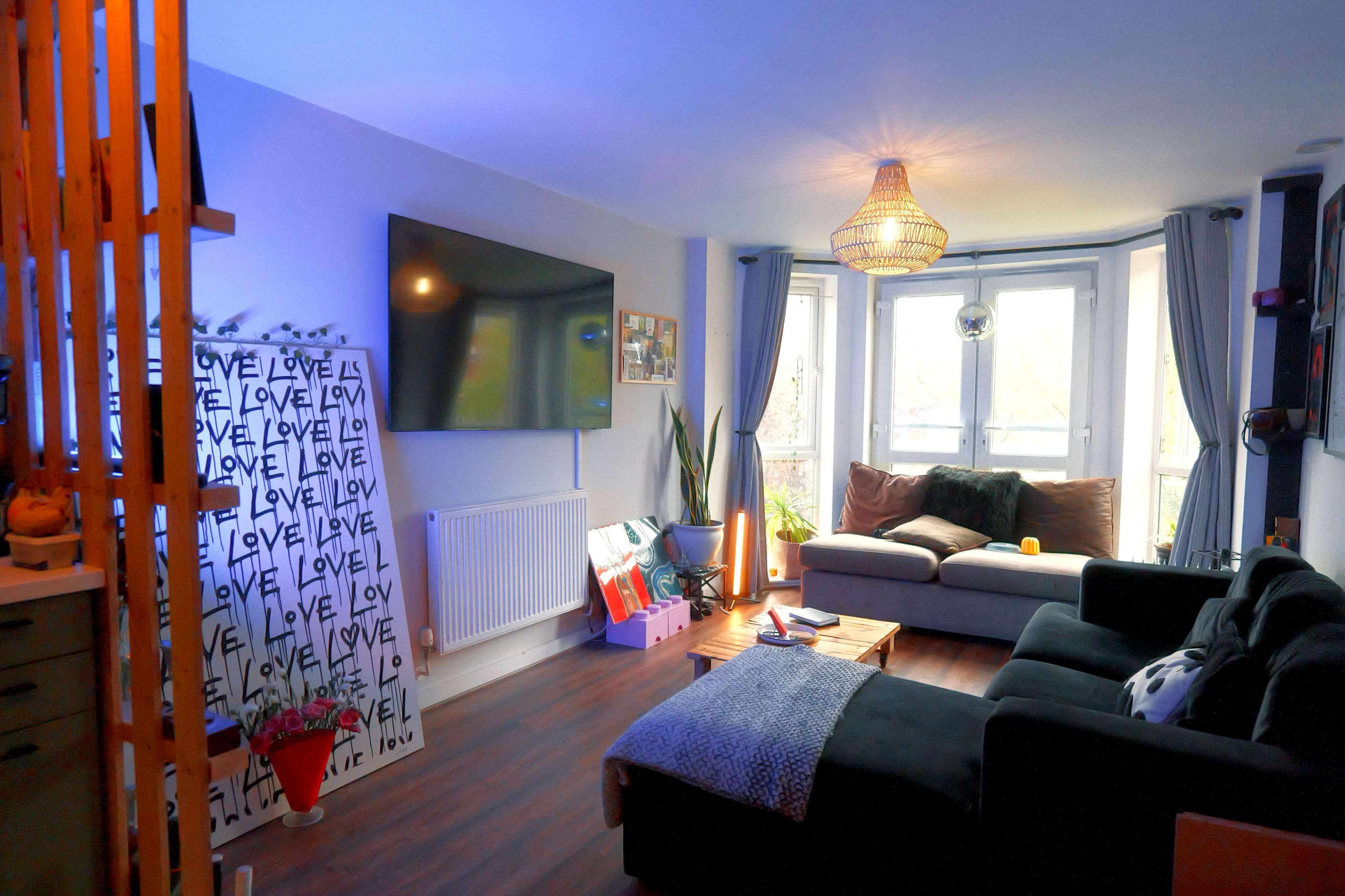 Stylish, Eclectic Apartment with Unique Artistic Design Image in Manchester, Manchester, ENG