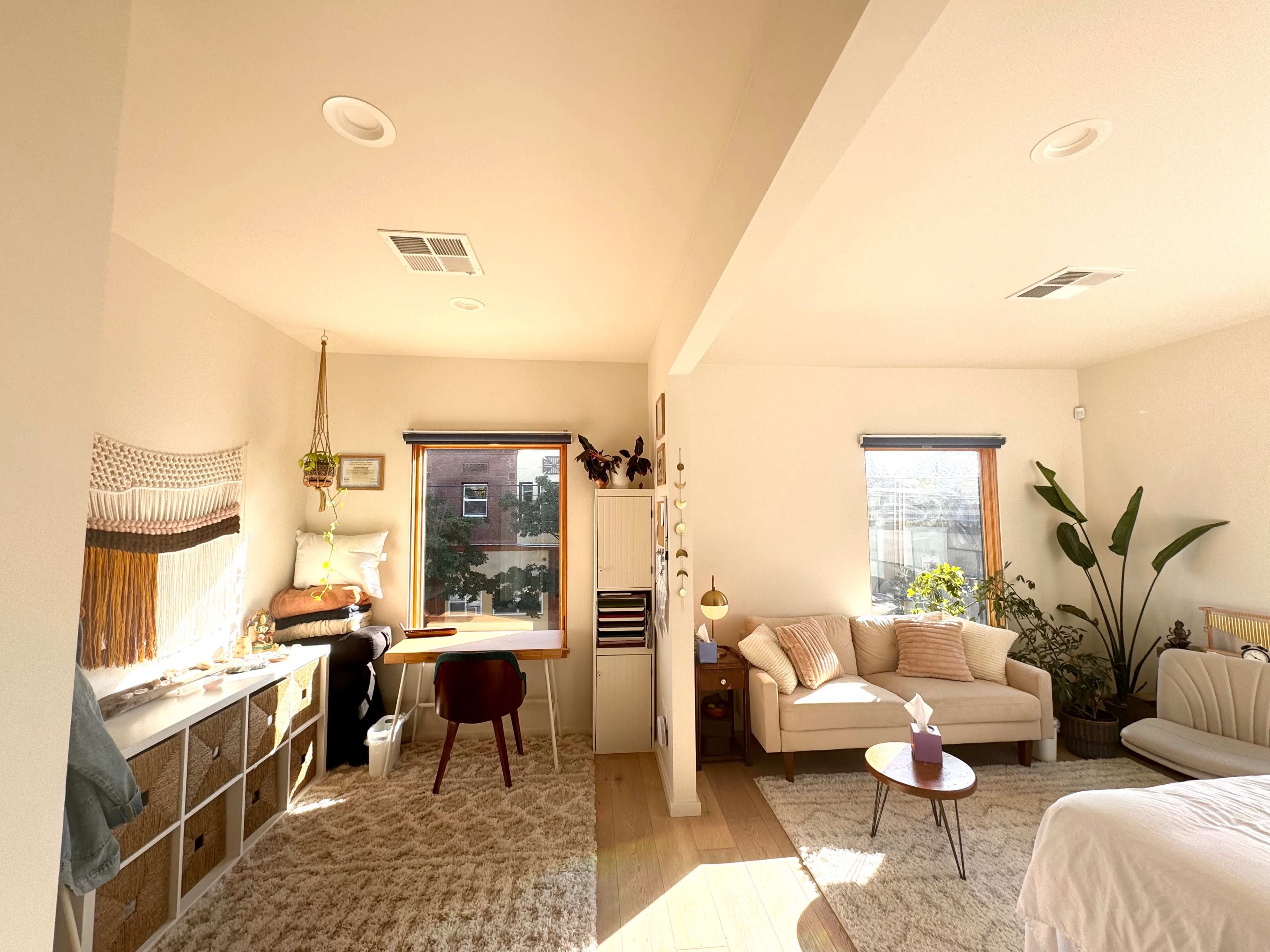 Light Filled Modern Close-in Southeast Wellness Space Image in Southeast Portland, Portland, OR