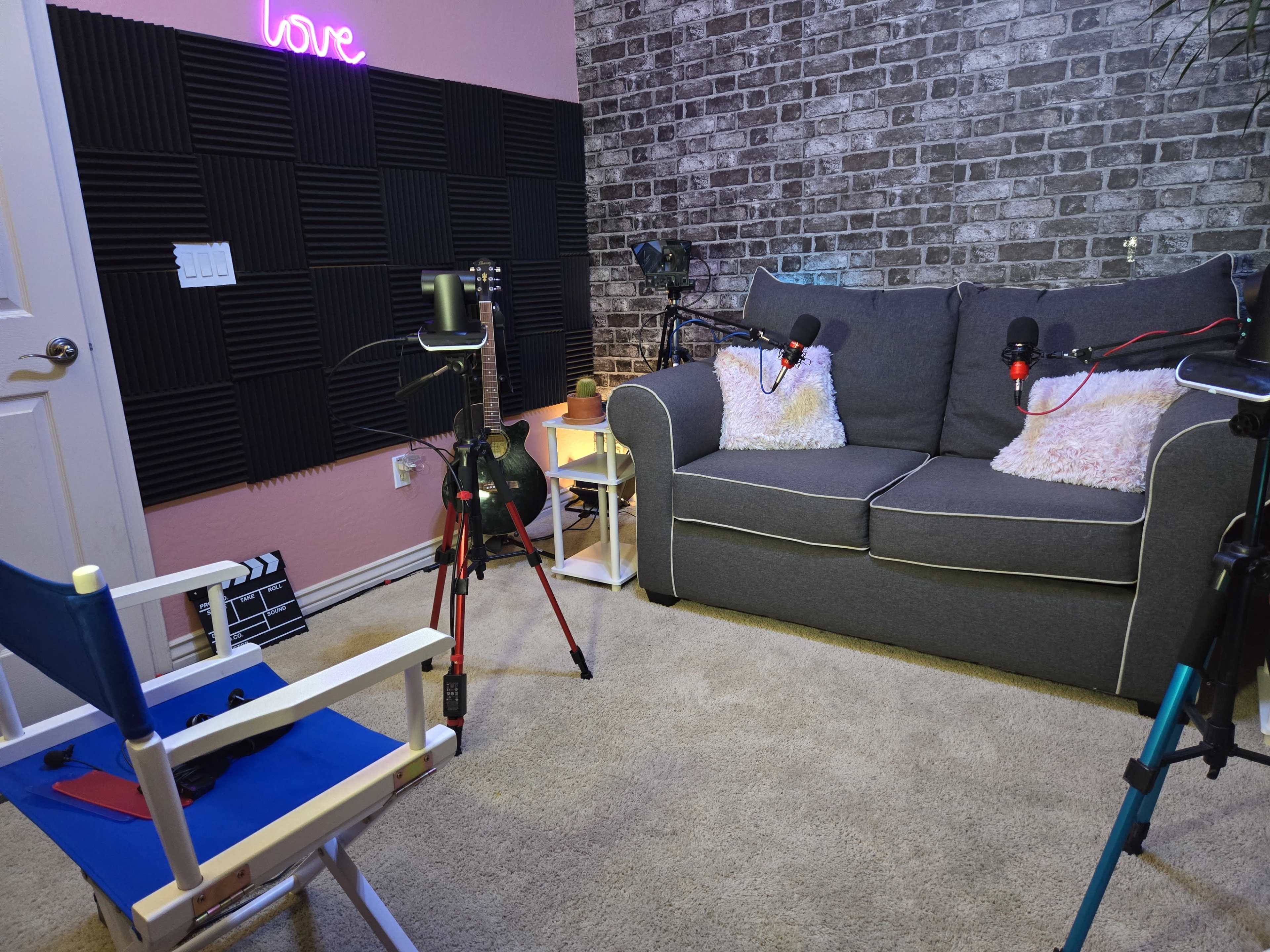 Chill'n Talk Image in Chandler, Chandler, AZ