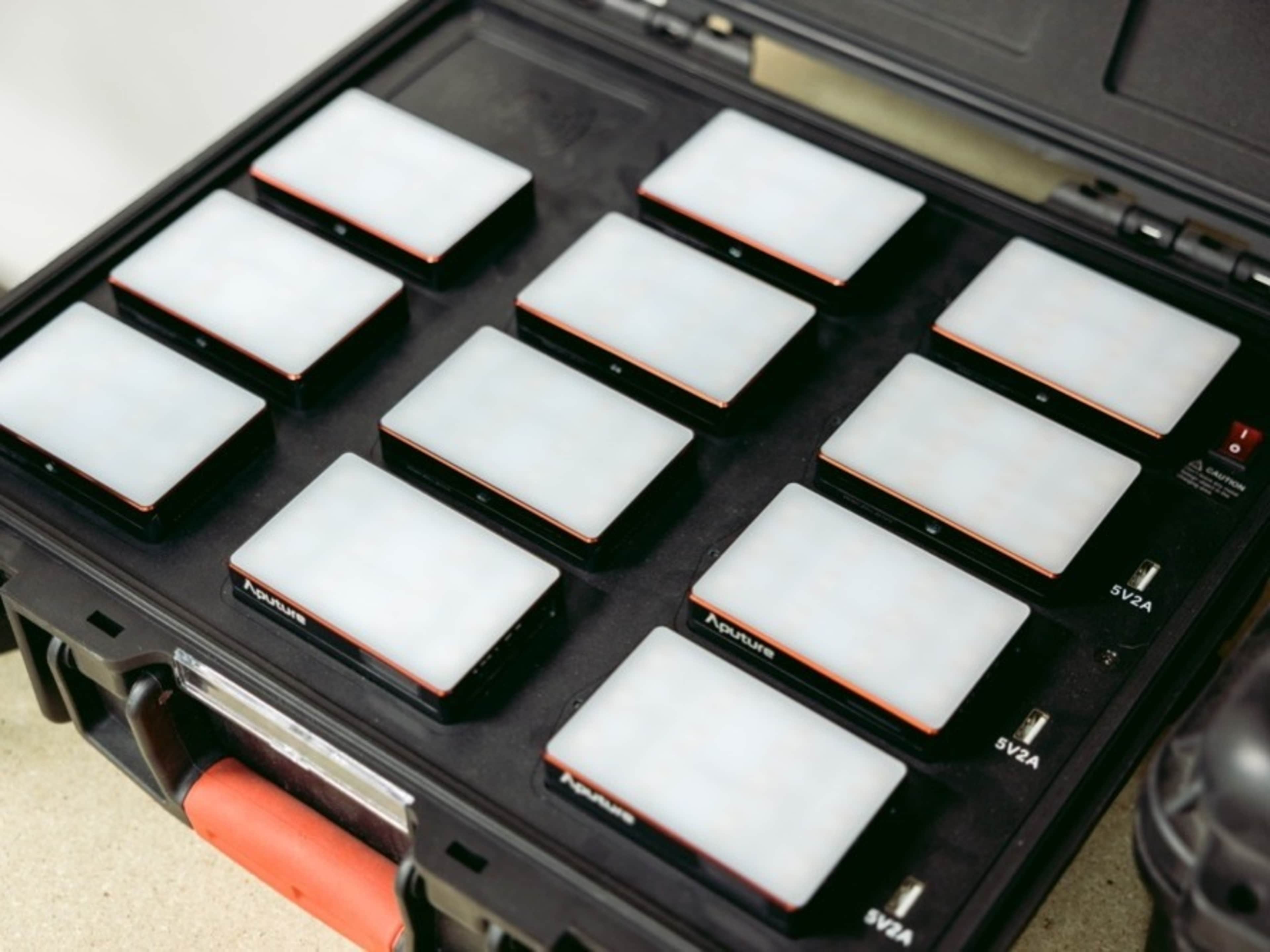 10+ Aputure MC Lighting Kit