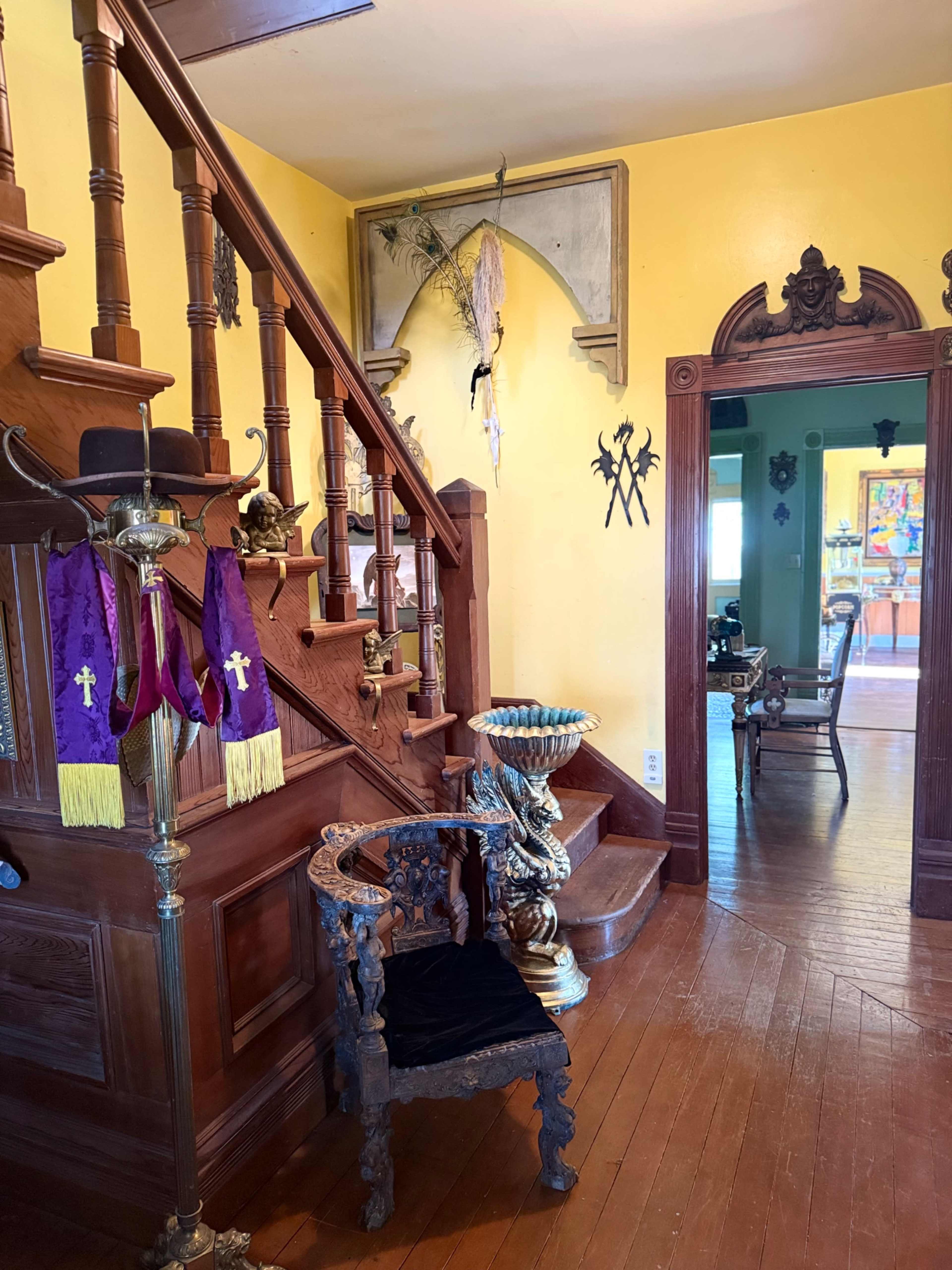 Gothic Folk Fairytale Victorian house and botanical garden Image in North Redlands, Redlands, CA