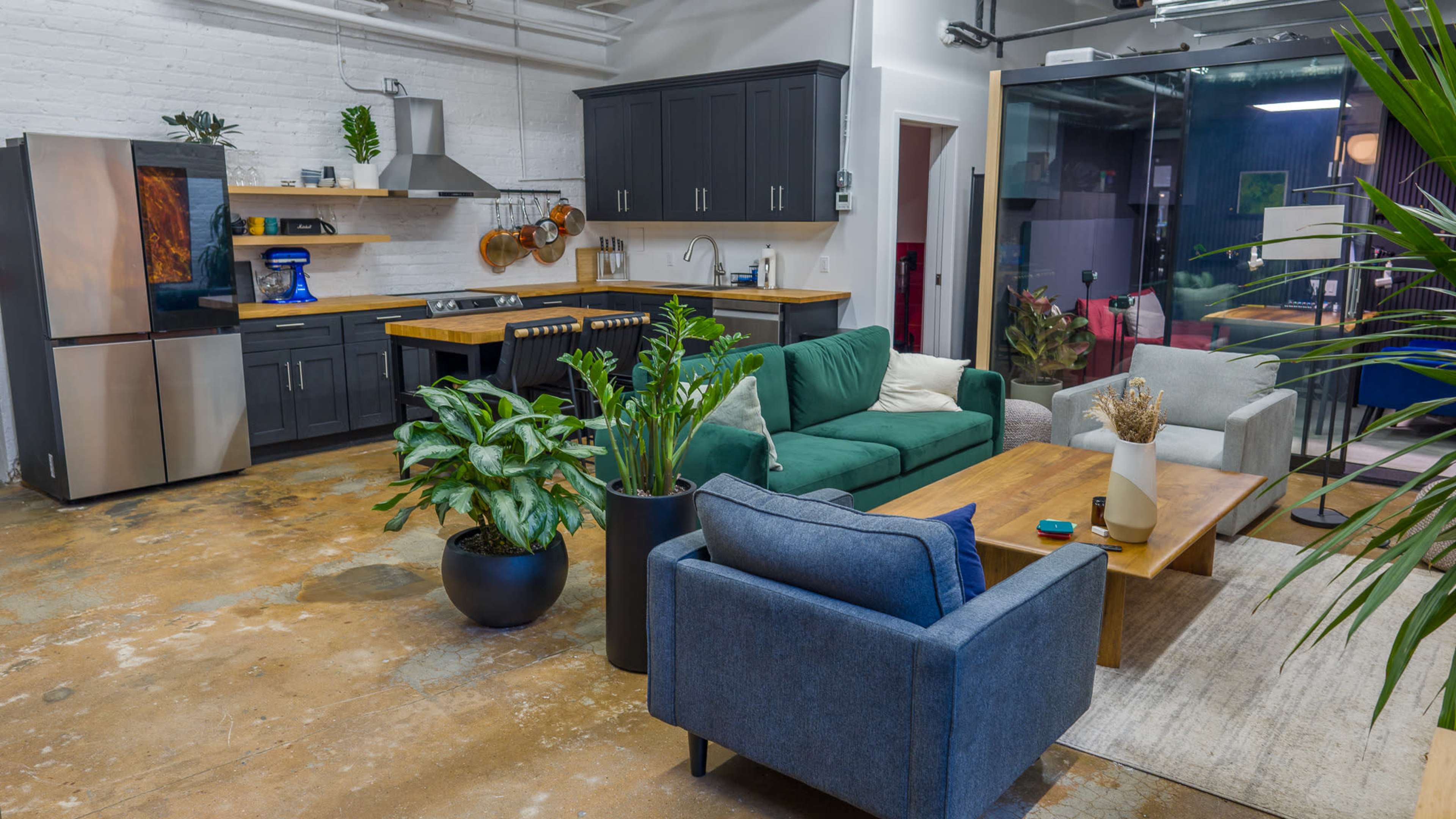 Greenpoint Production Space w/ Full Kitchen, Living Room, and Podcast Booth Image in Greenpoint, Brooklyn, NY