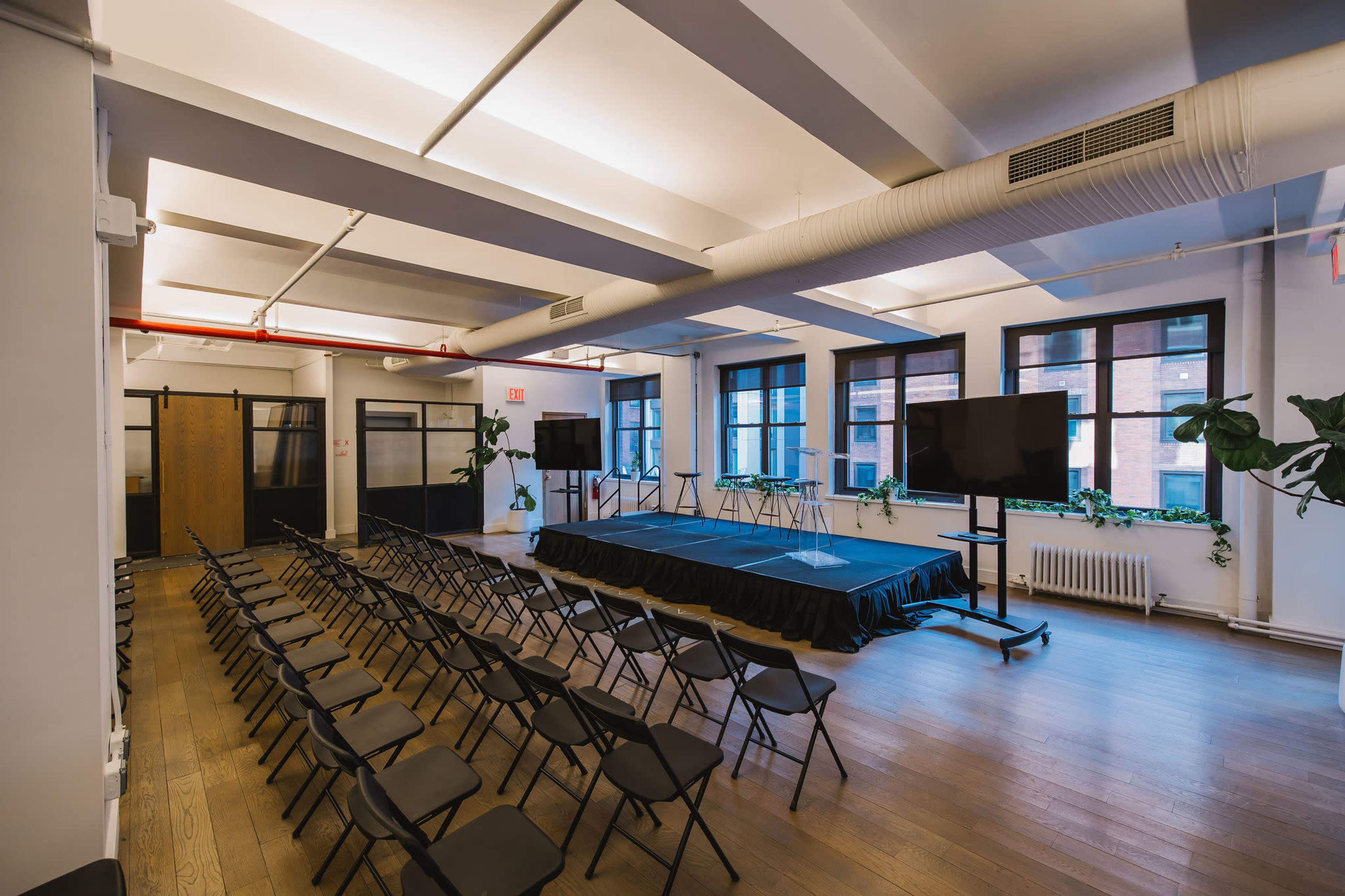 The Auditorium Image in Midtown Manhattan, New York, NY