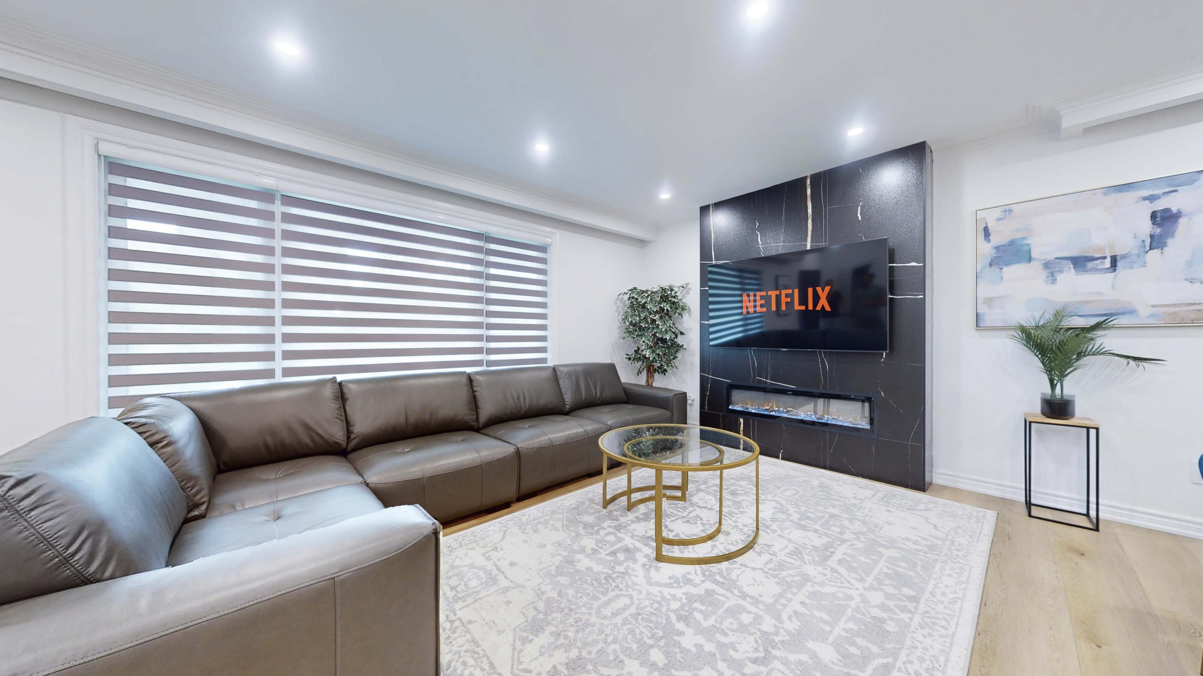 Luxury 7 Bedroom Modern Home Image in Bathurst Manor, North York, ON