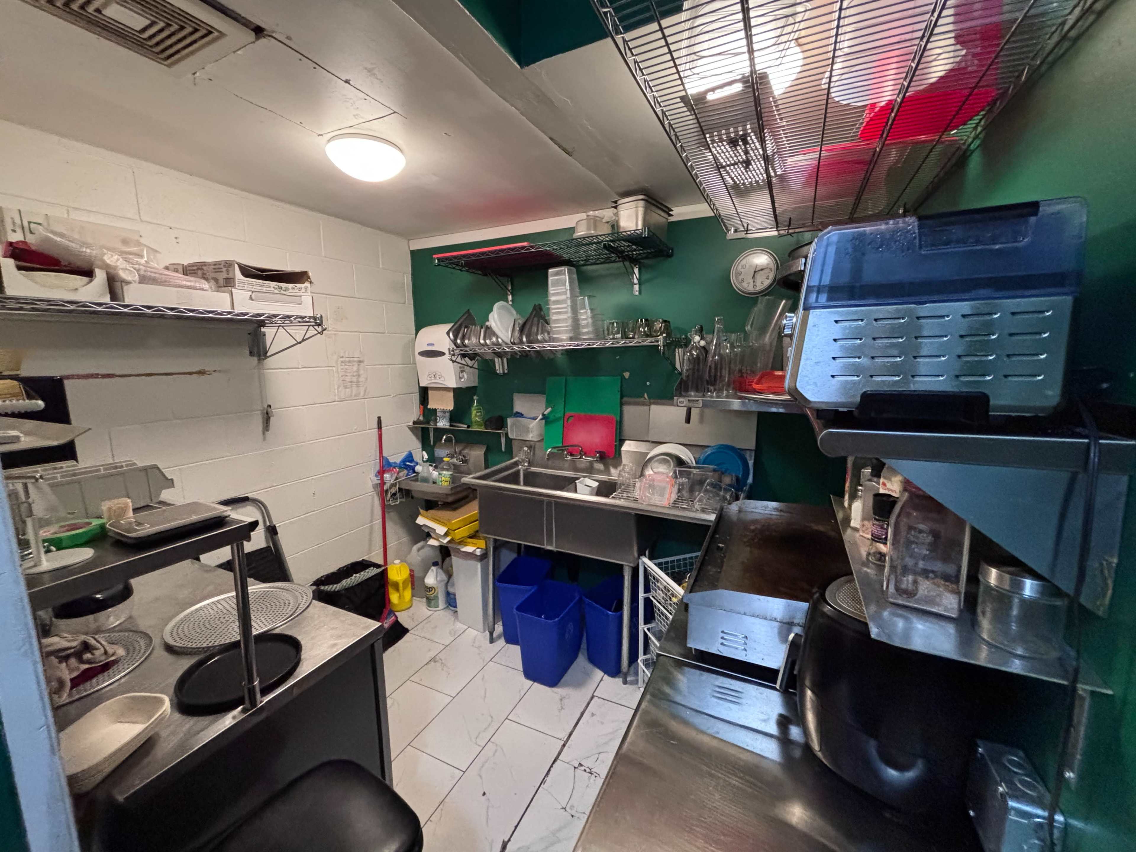Turnkey Ghost Kitchen with Food & Liquor License in Prime Langley Location Image in Langley, Langley, BC