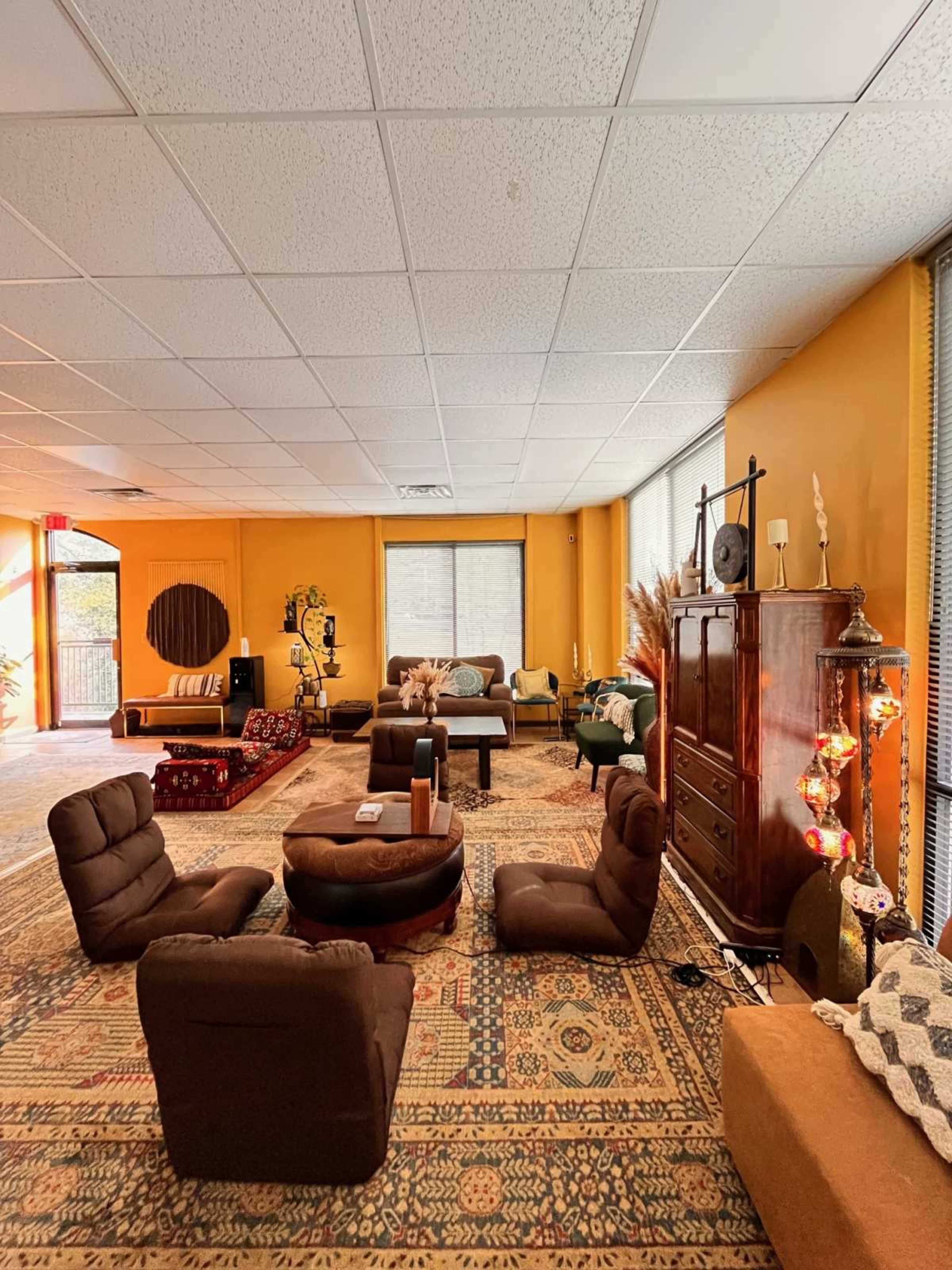 Chic modern meditation studio in Sandy Springs/Buckhead area Image in Sandy Springs, Sandy Springs, GA