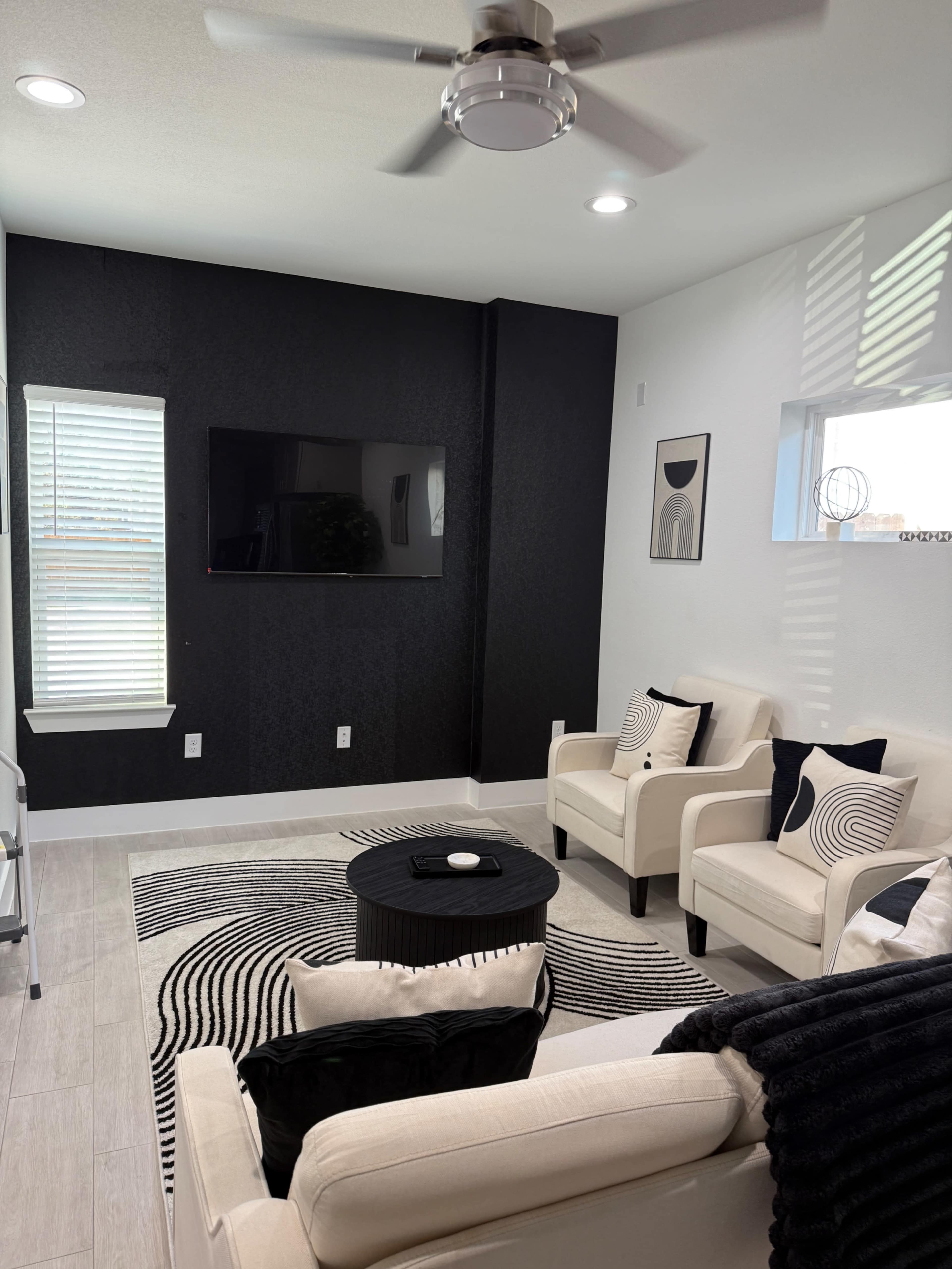 Stylish, Modern Townhome in Houston Image in Northside, Houston, TX