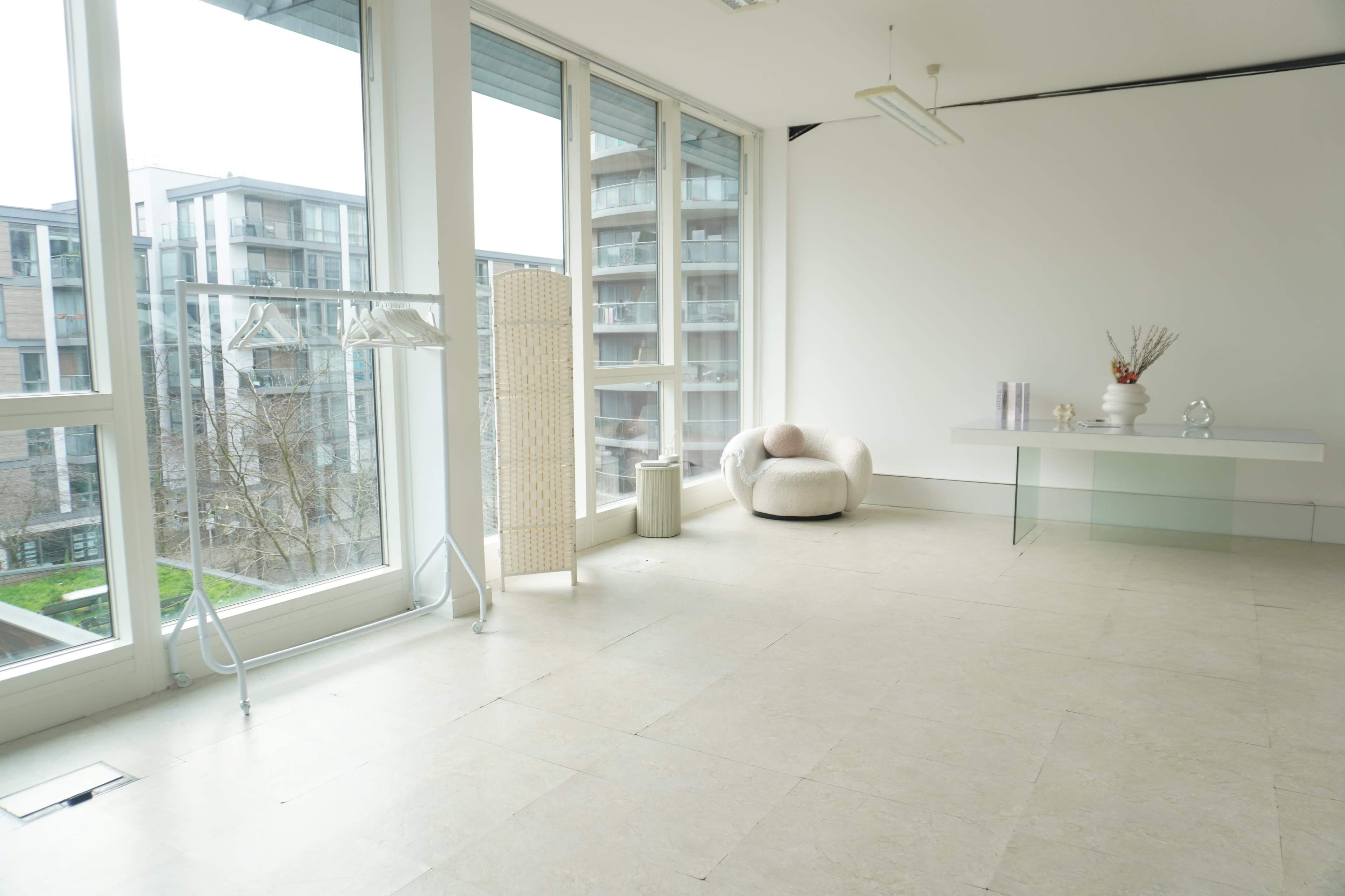 Aesthetic Creative Content Studio Space Image in Brentford, BRENTFORD, ENG