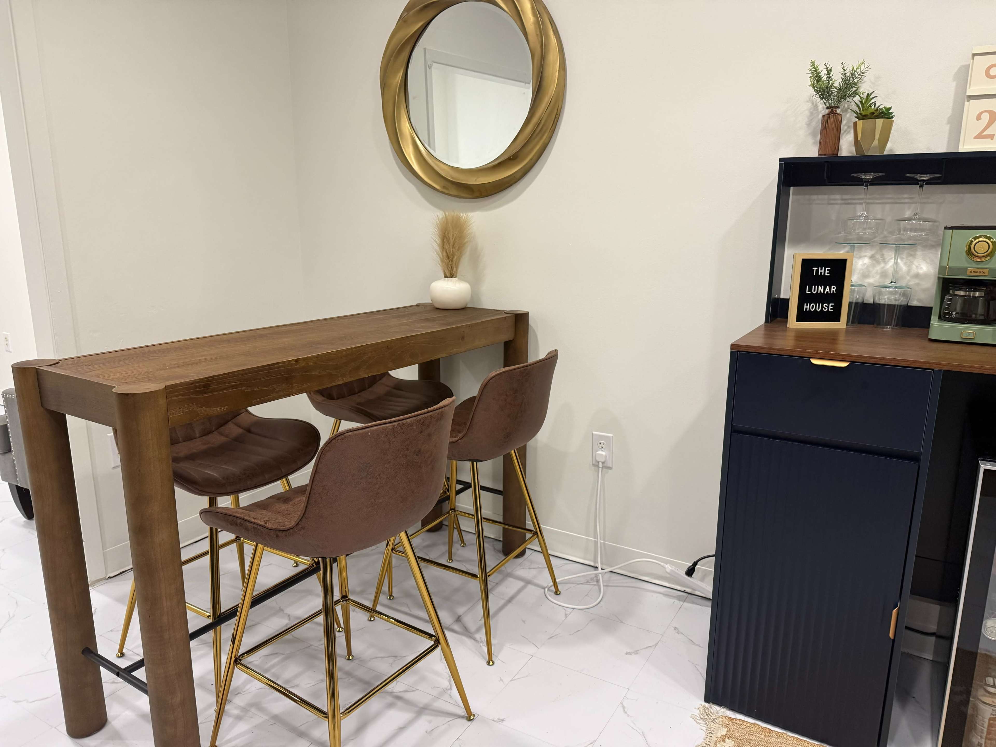 Boutique Content Studio with Multiple Sets in Kenner Image in Kenner, Kenner, LA