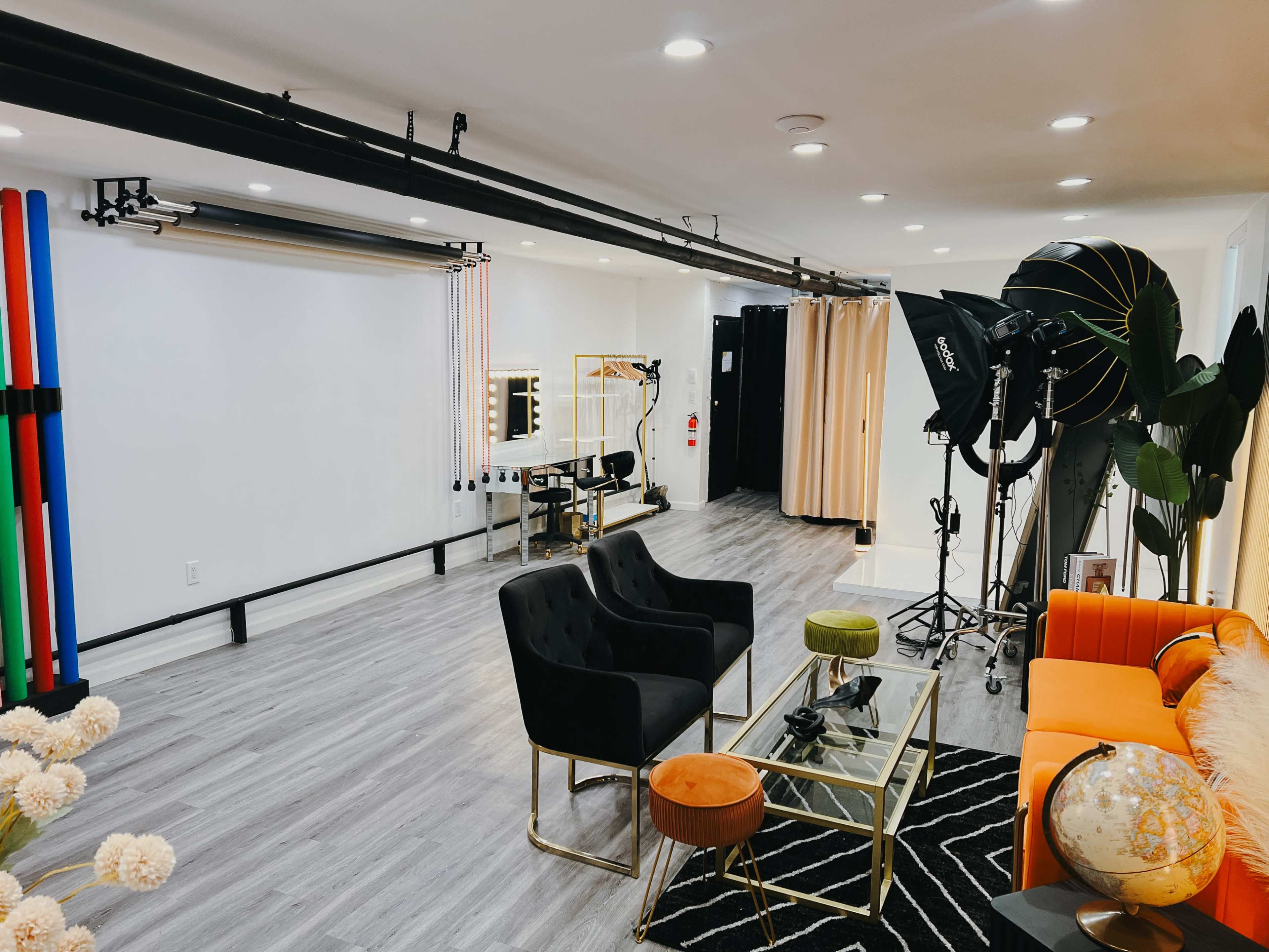 Stylish Boutique Studio Space for Rent in Brooklyn, NY Image in Little Caribbean, Brooklyn, NY