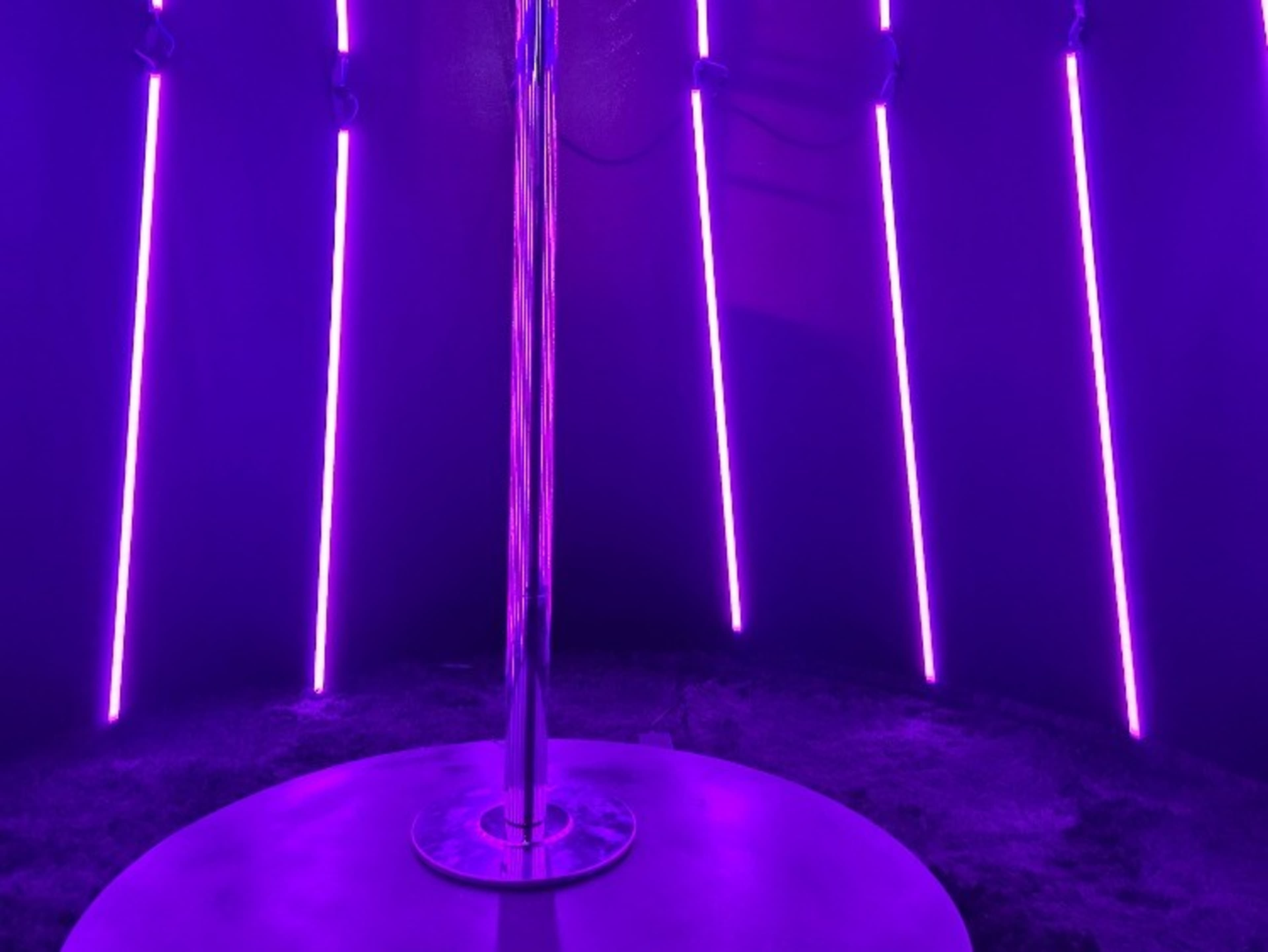 Dancer Pole