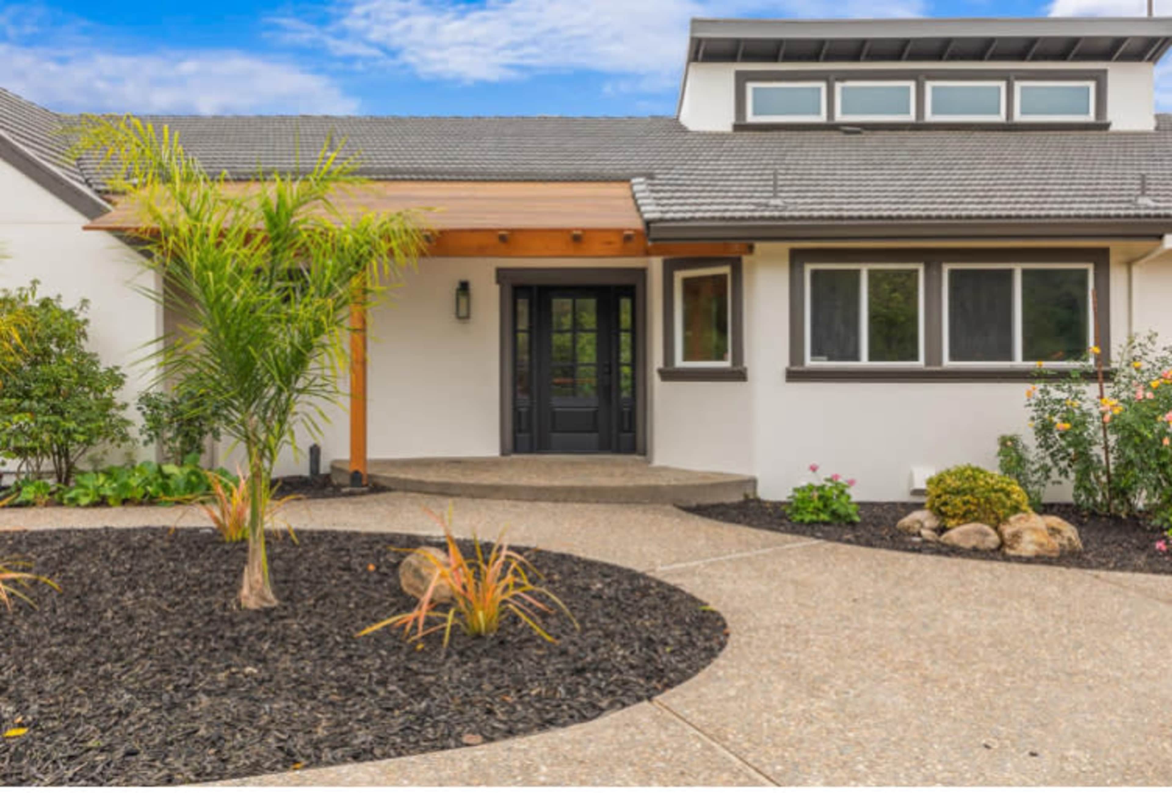 🎉 Private Party Venue – Elegant 4,000 sq ft Home(2.5 acre land) with Pool & Scenic Views overlooking Santa Rosa Image in , Santa Rosa, CA