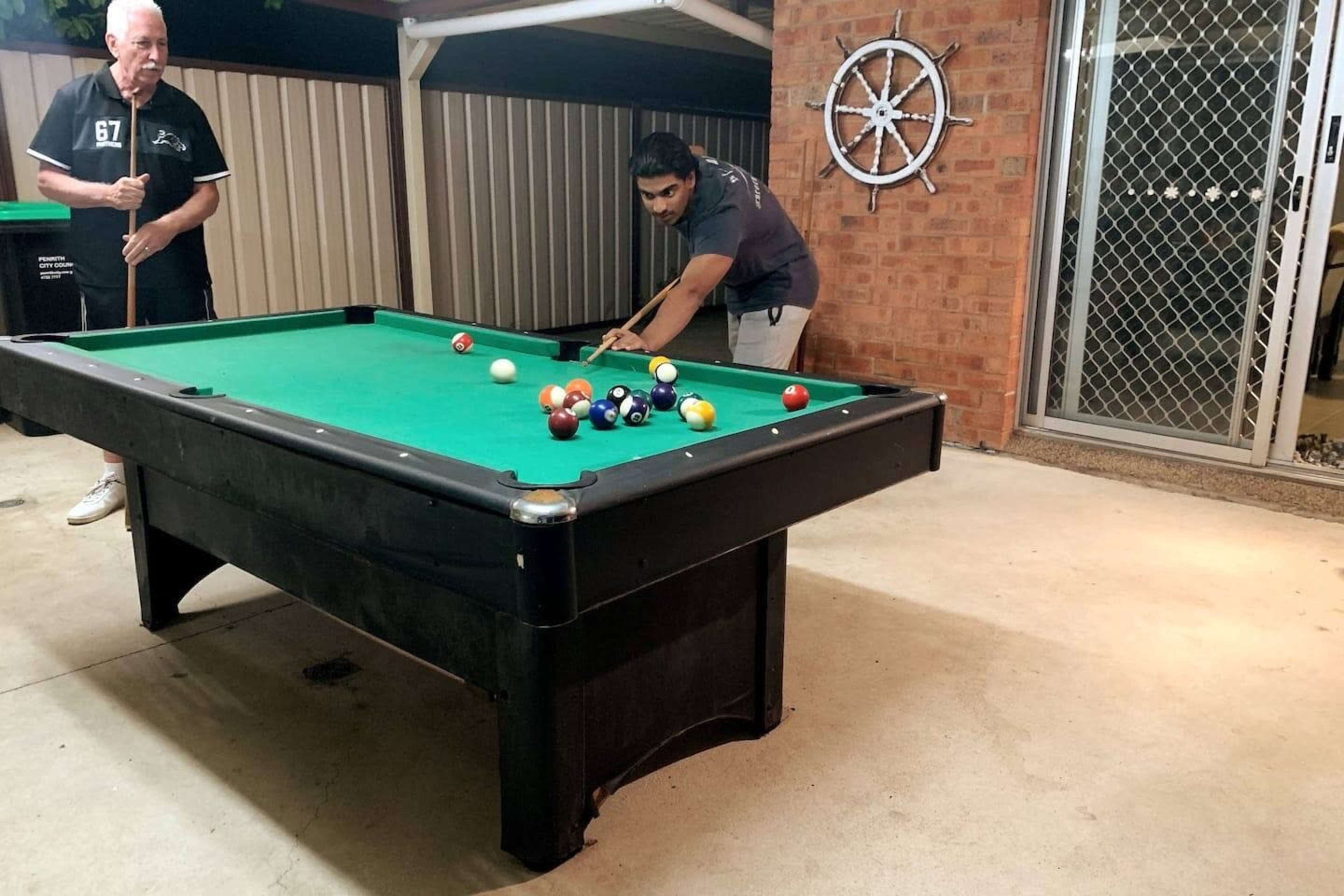 Quiet Kingswood 4BR Home with Backyard – Great for Shoots & Retreats Image in Kingswood, Kingswood, NSW