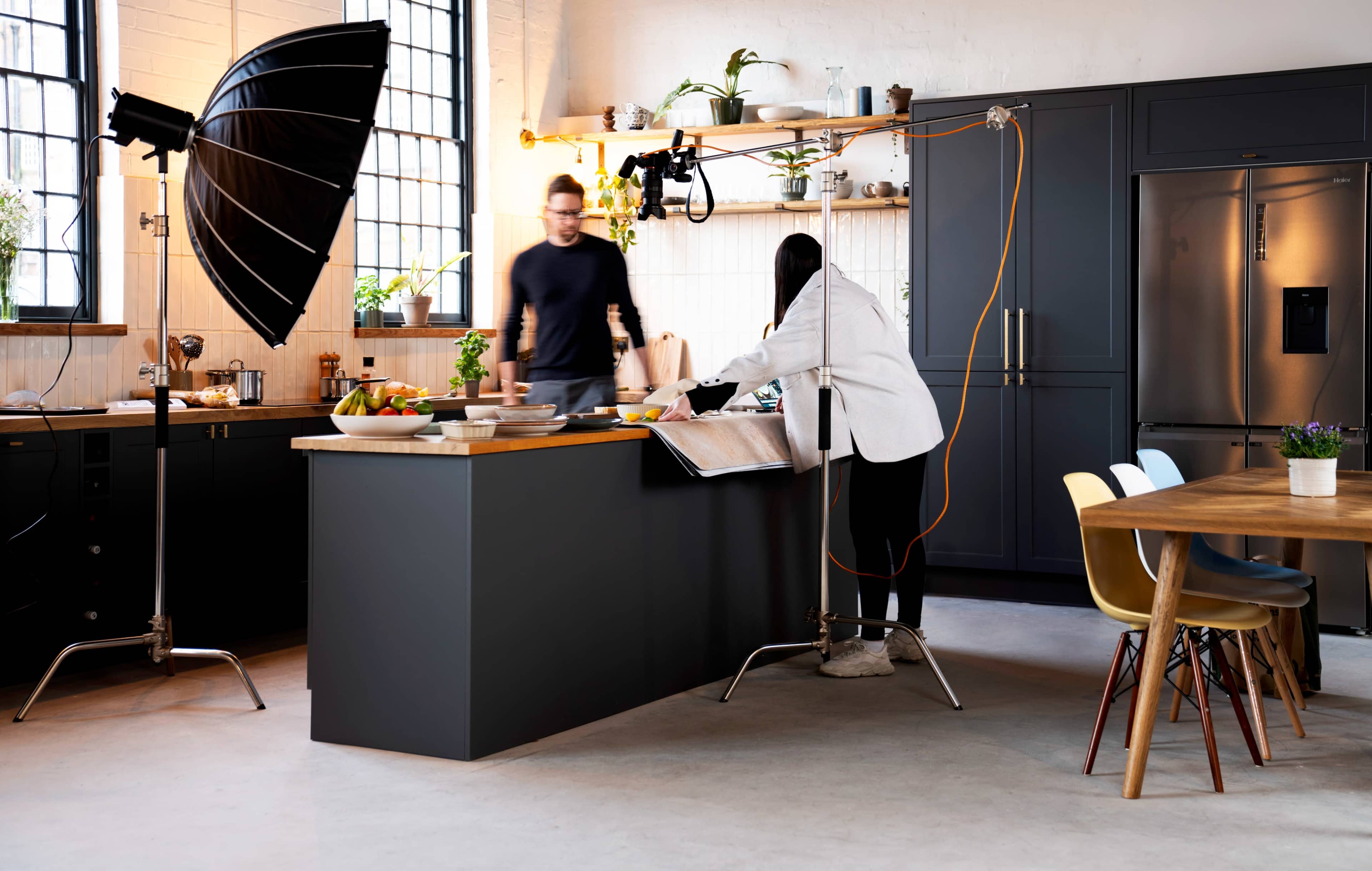 A one-of-a-kind photography, film and events space with infinity cove, kitchen set and audio booth. Image in Derwent, Derby, ENG