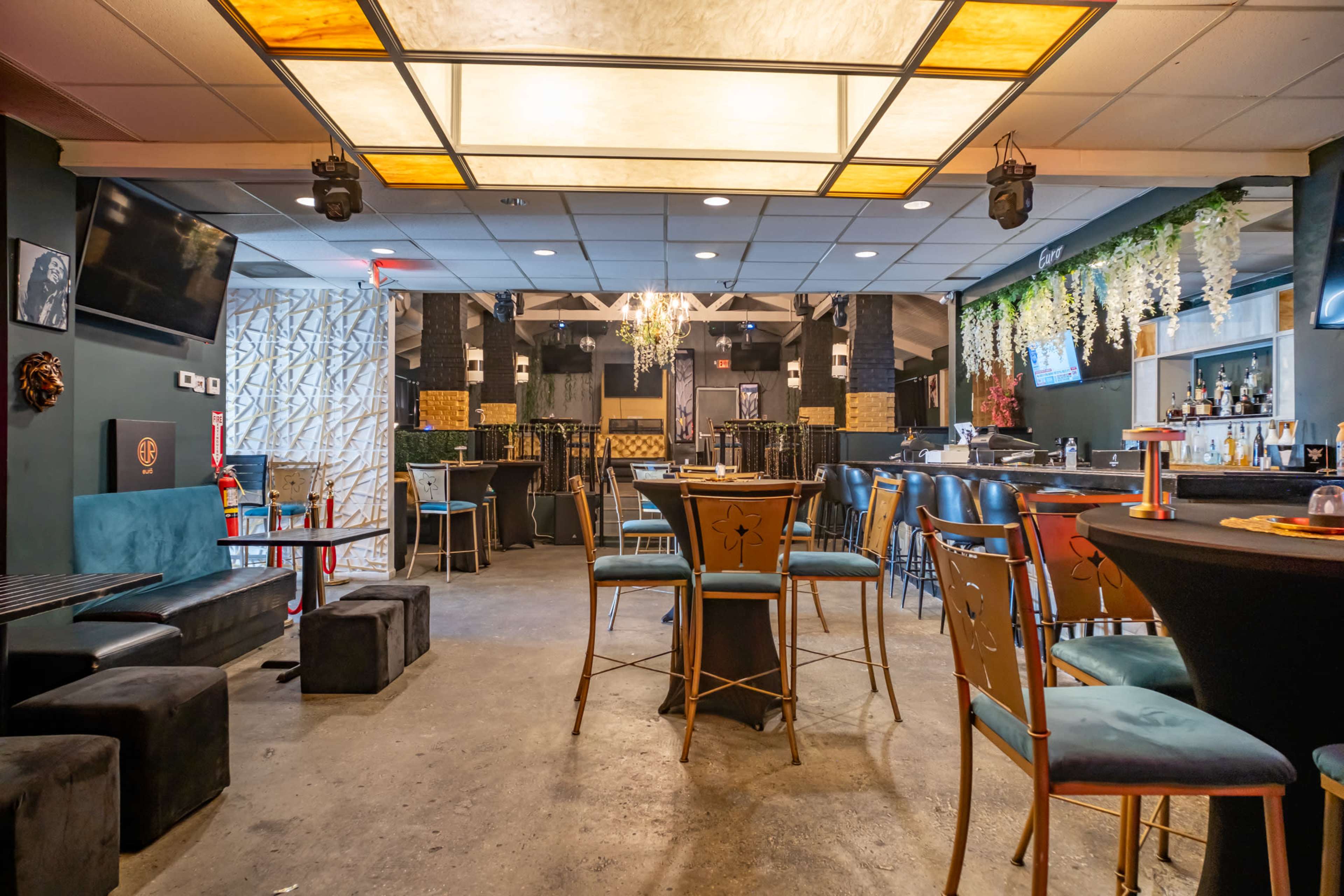 Euro ATLANTA & Marietta indoor outdoor and outdoor lounge Image in , Marietta, GA