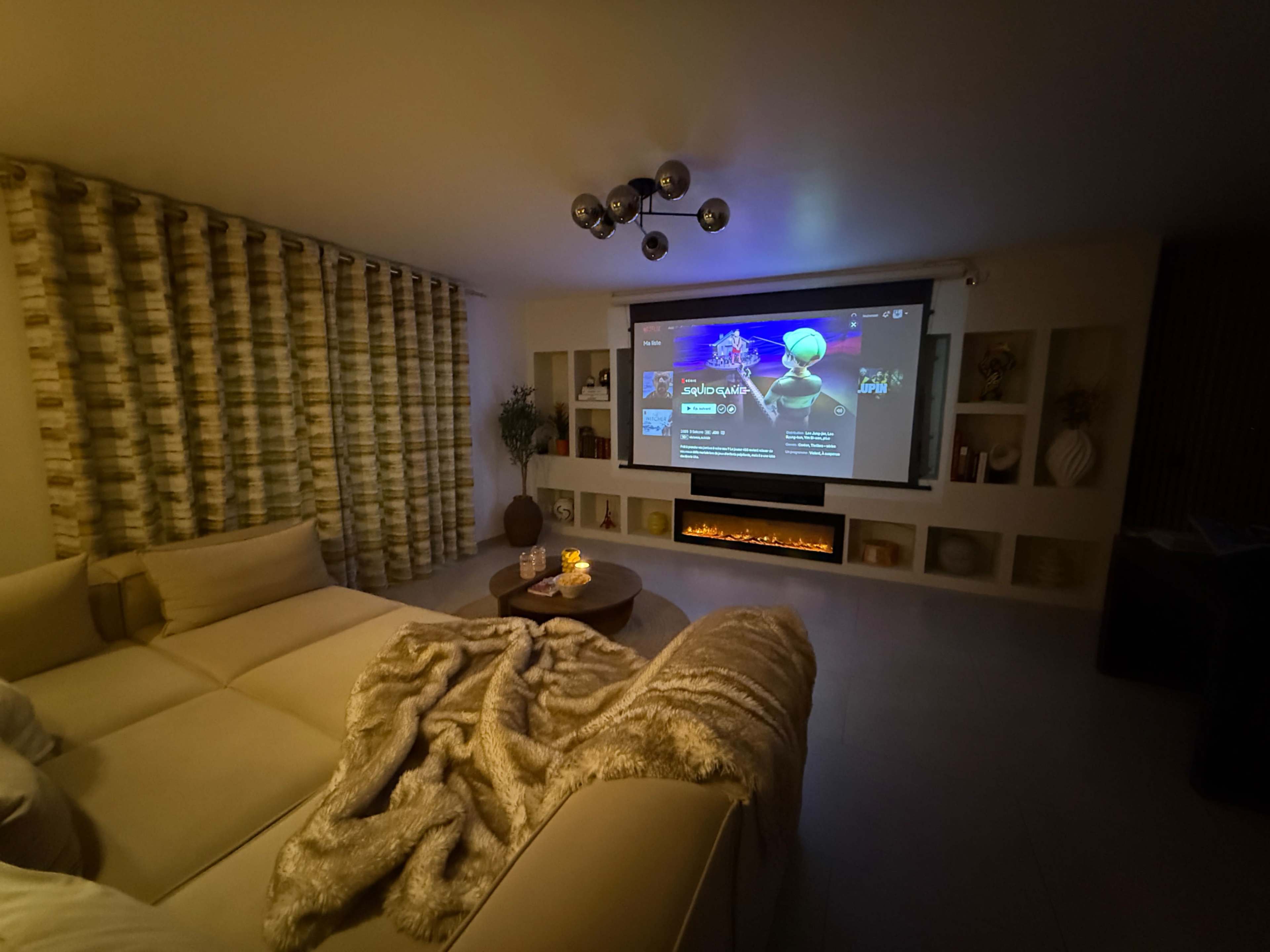 Lieu de tournage gaming/geek tout équipé en domotique dans un lieu calme avec très grand jardin Image in , Moncé en belin