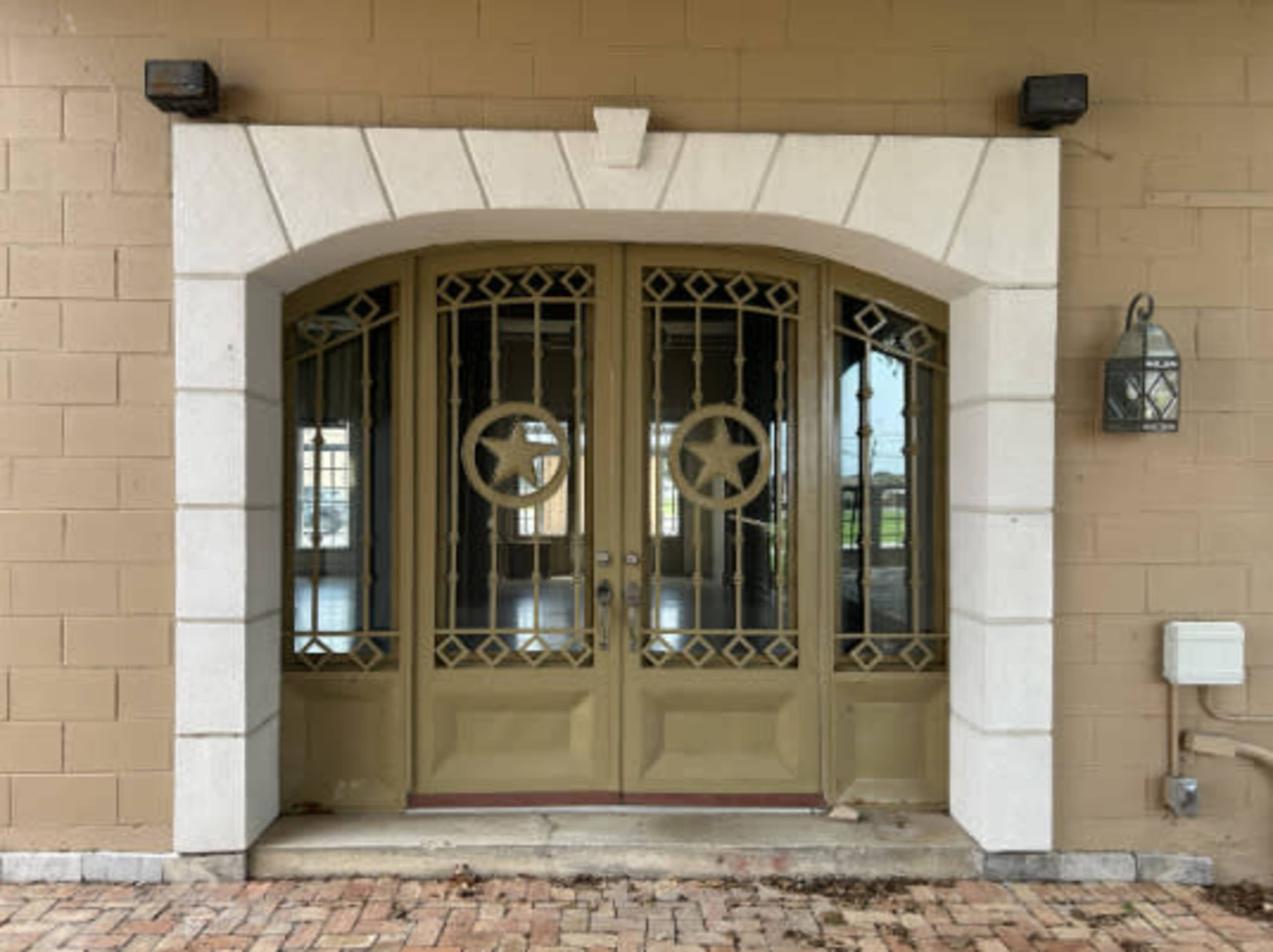 Rustic-Chic Event Hall in Portland’s Entertainment District Image in Portland, Portland, TX