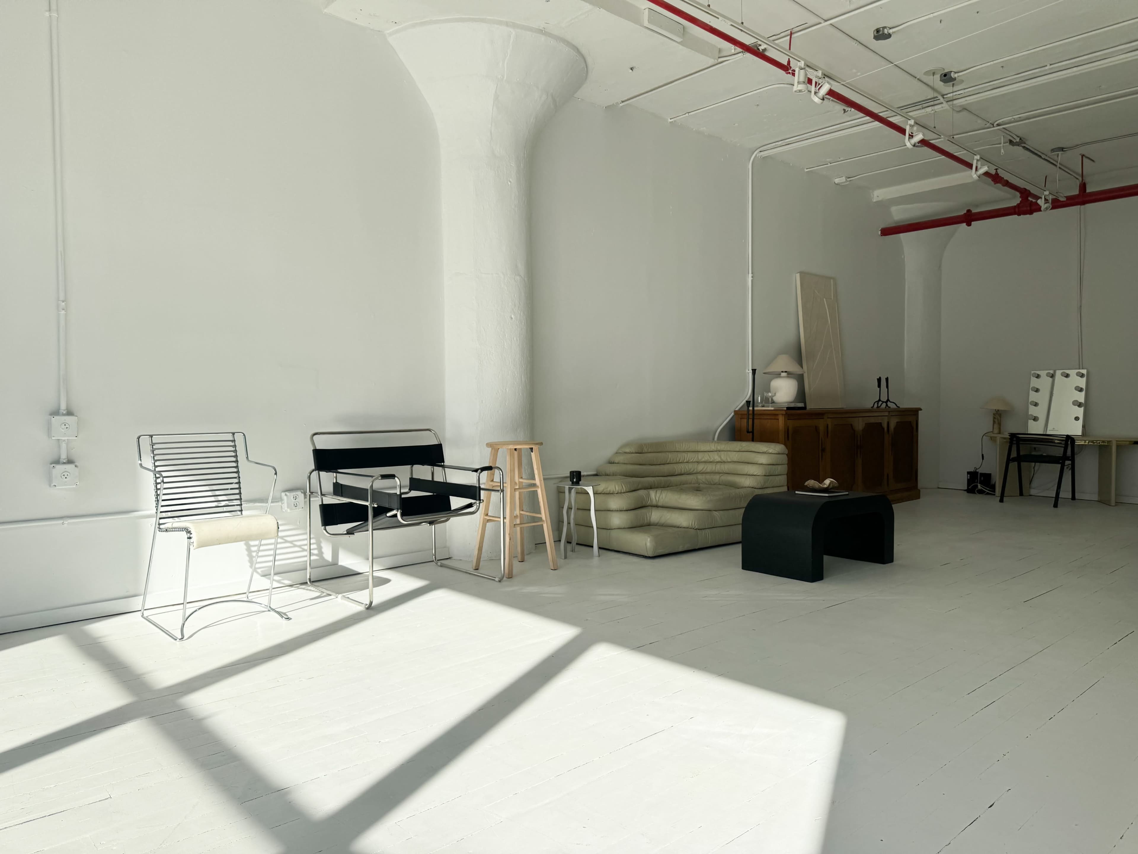 Vintage Modern Bright Photo Studio, Perfect for Content Creators, Brands and Photographers | Greenpoint, BK Image in Greenpoint, Brooklyn, NY