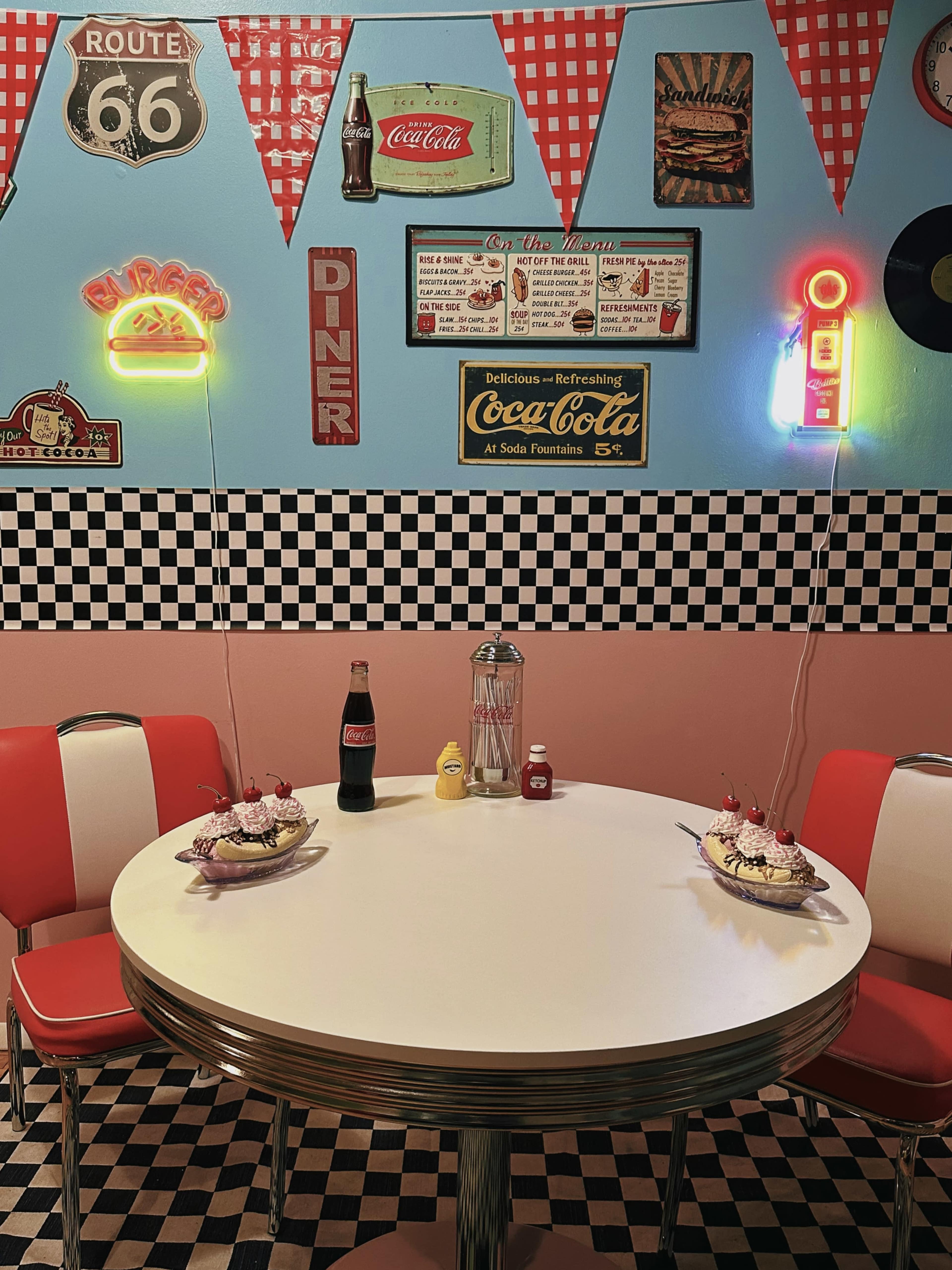 MULTI-SET CREATIVE STUDIO Image in Lake View, Chicago, IL