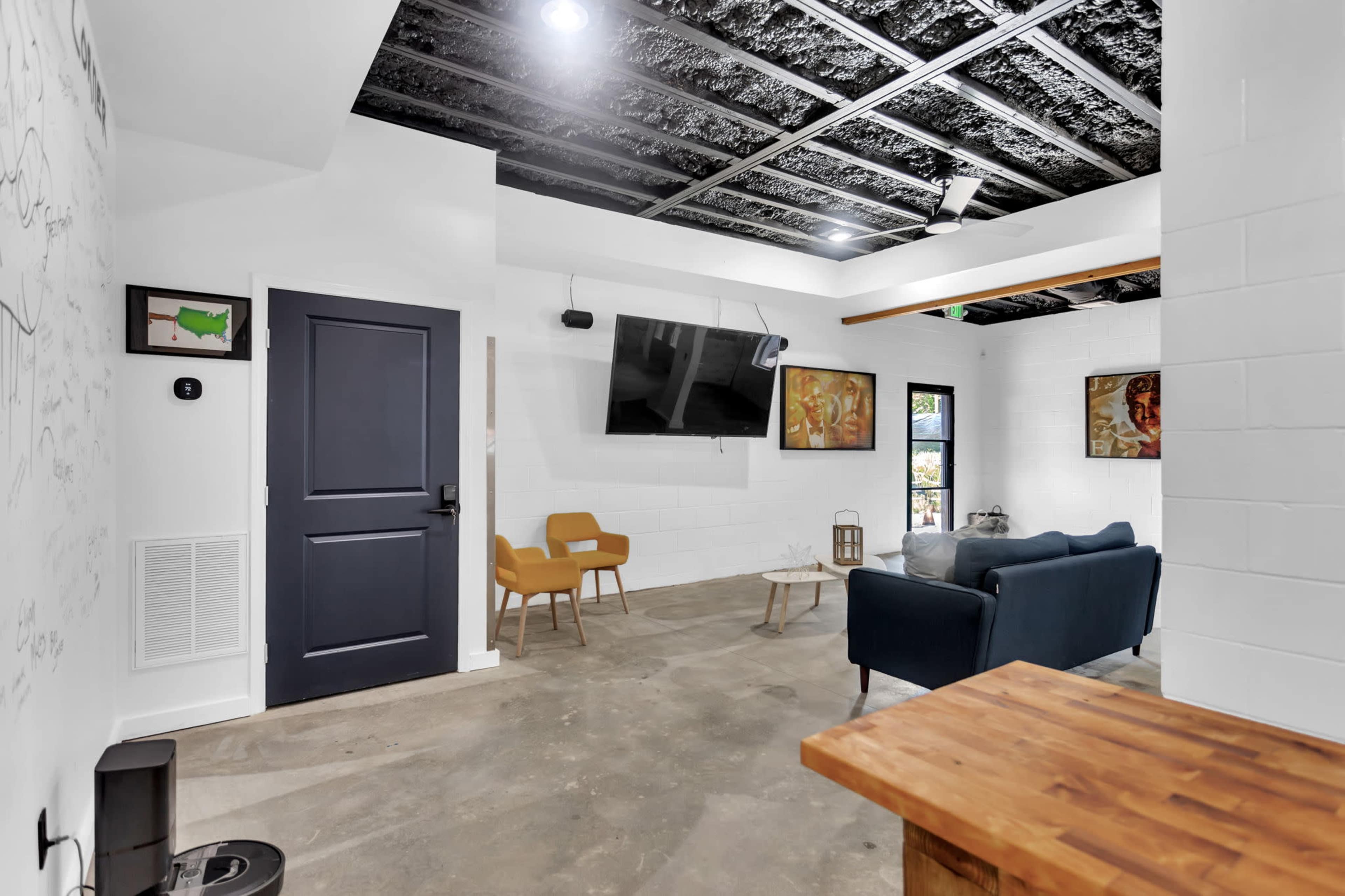 Industrial, Modern Loft Meeting Room With Lake Views Image in , McDonough, GA