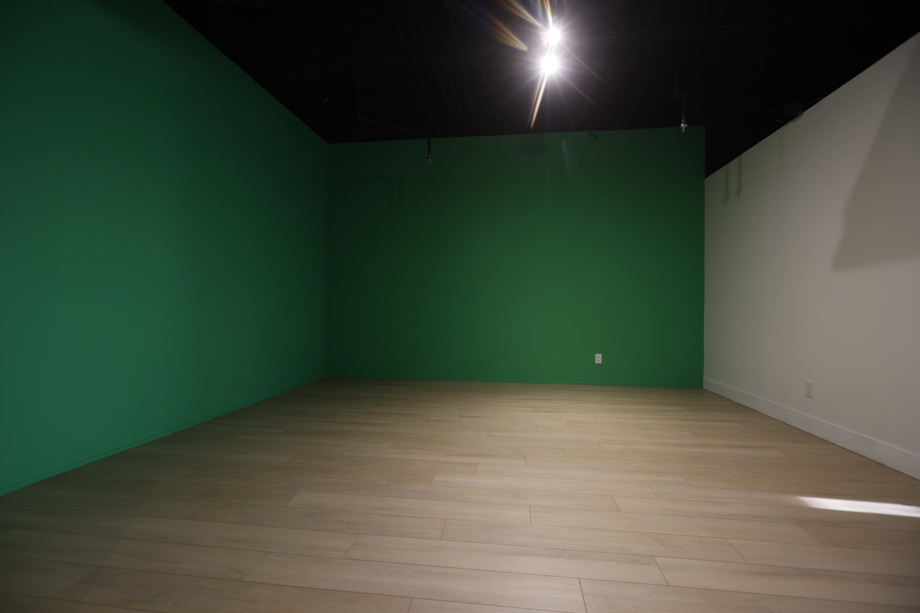 Meeting room with photo/video studio near Downtown Markham Image in Markham, Markham, ON