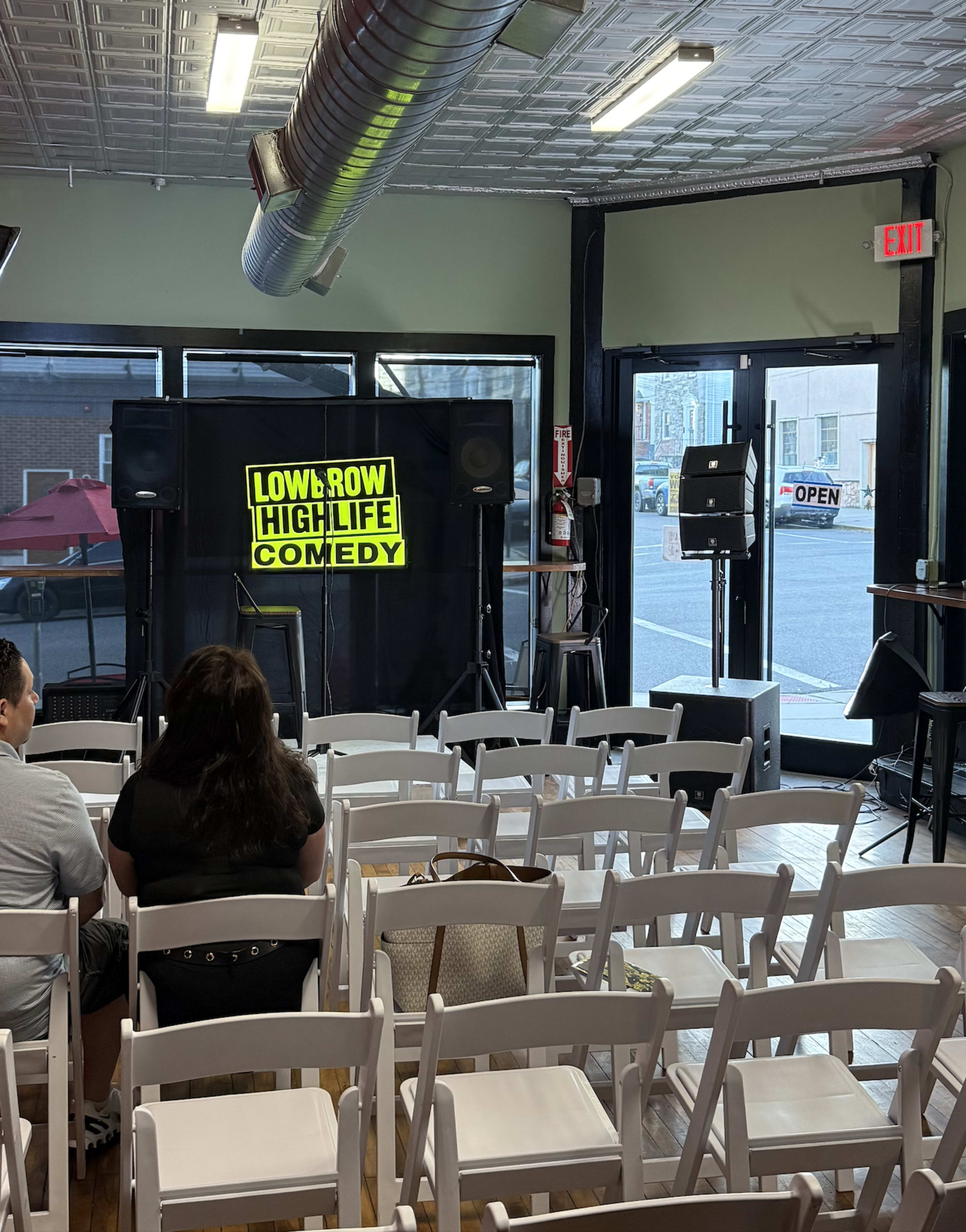 Beautiful Café Setting for Live Performances, meetings, and Social Events Image in Kearny, Kearny, NJ