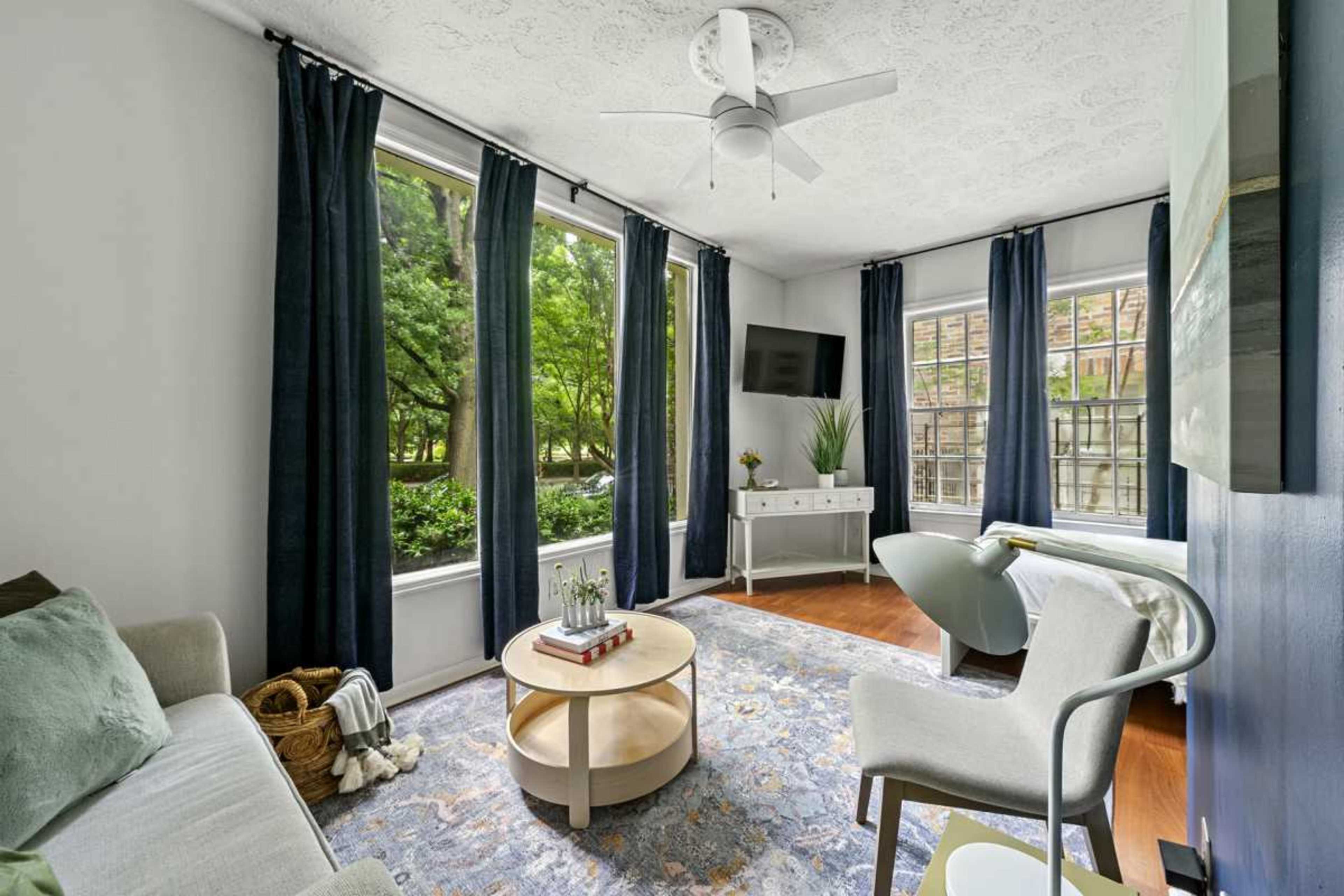 Parkfront Edge – NEW! Chic Studio in Piedmont Image in Midtown, Atlanta, GA