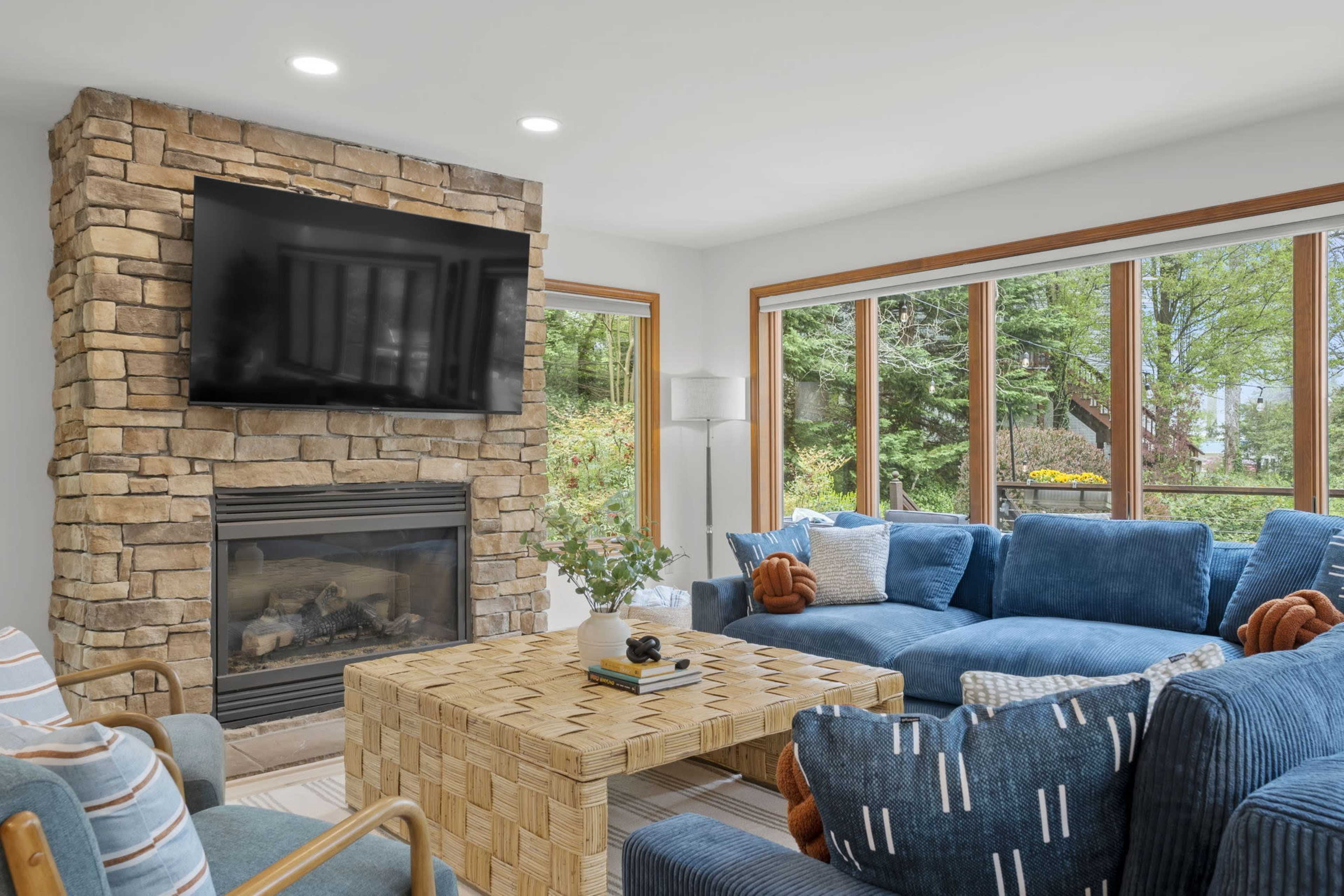 Forest vibes Home with Ocean/Bay Views, Private Community Beach Image in Calvert Beach-Long Beach, St Leonard, MD