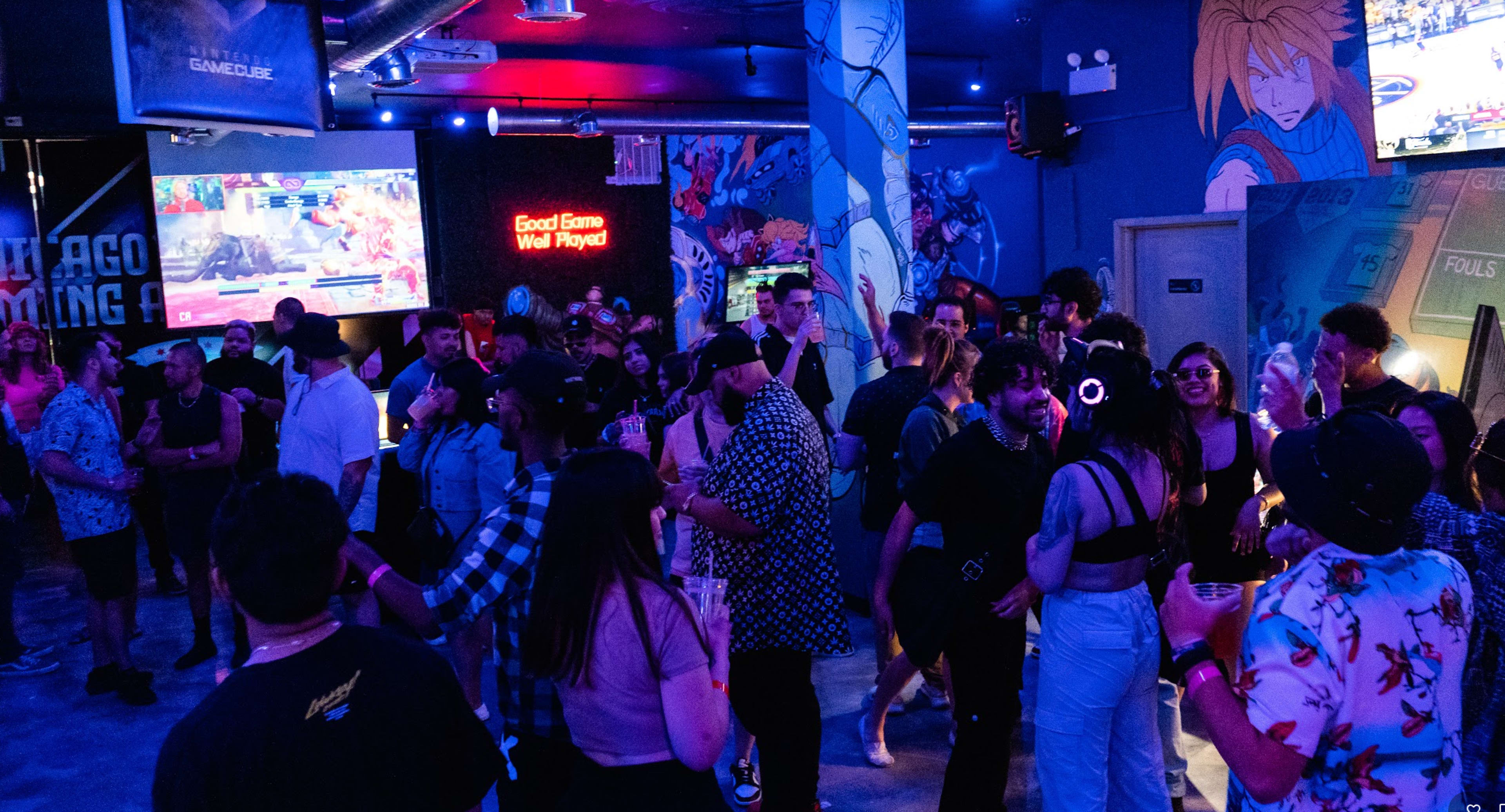 Gaming Lounge with bar Image in Logan Square, CHICAGO, IL