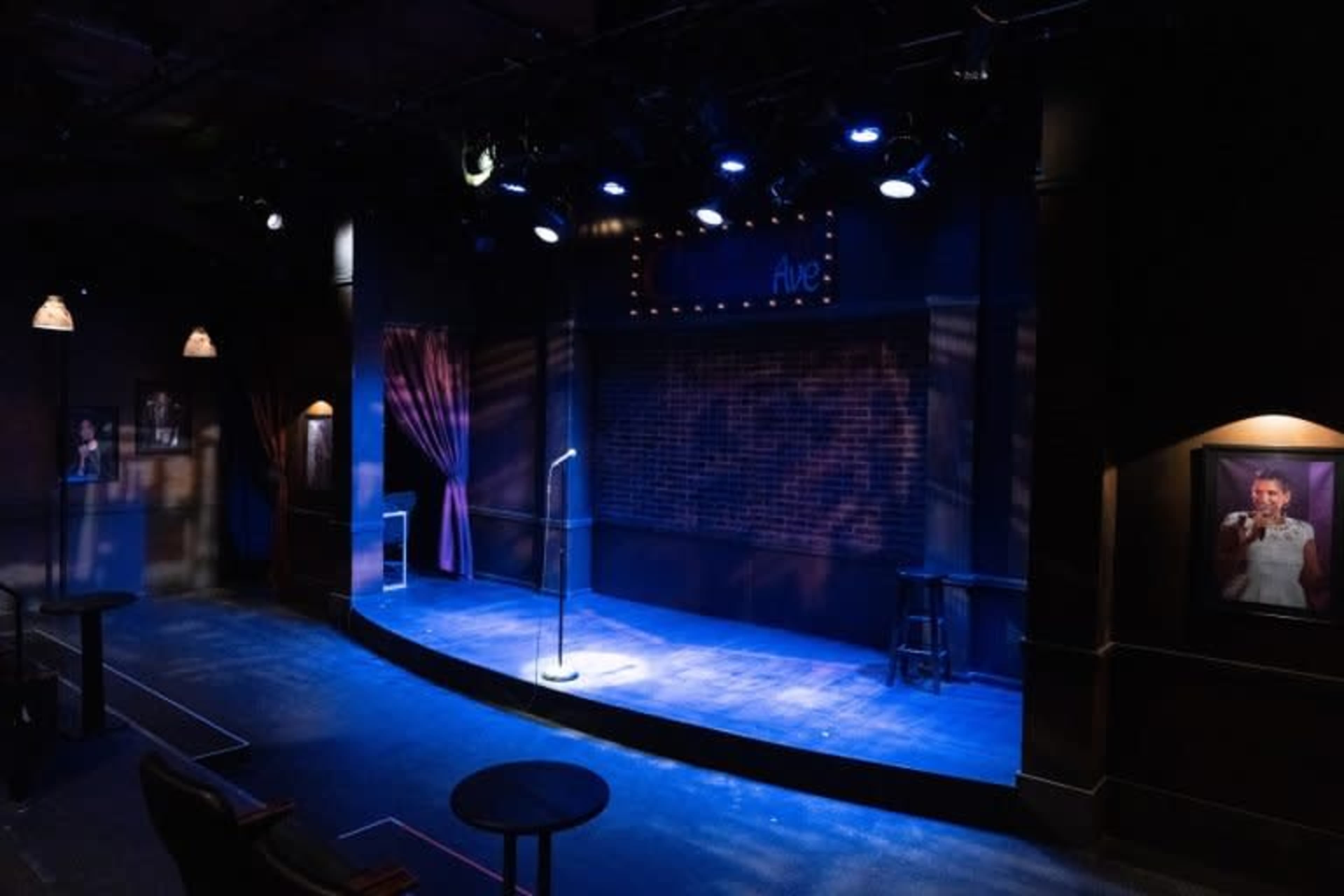 Charming East Hollywood Intimate Theater with Bow and Truss Ceiling Image in Los Feliz, Los Angeles, CA