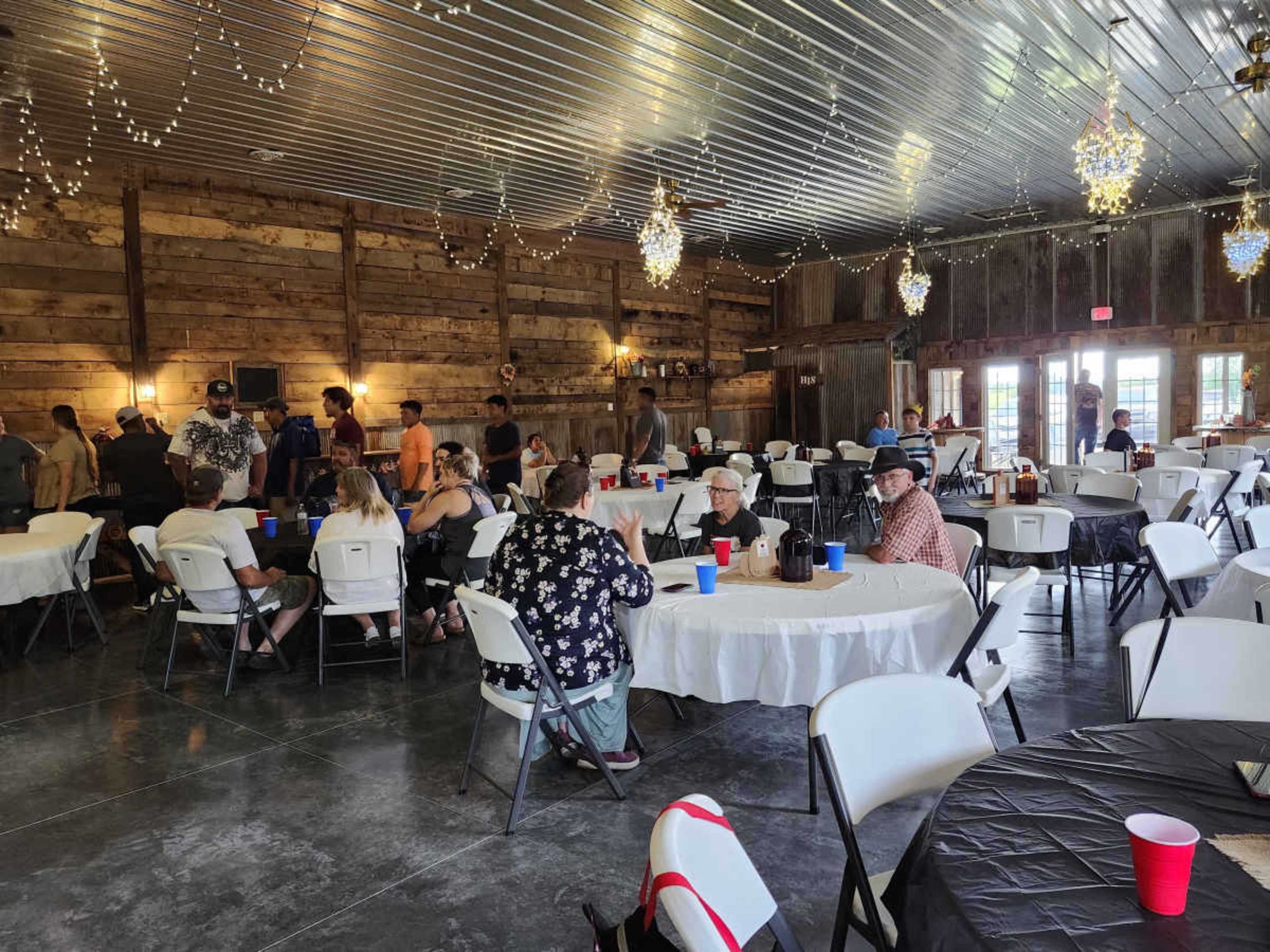 Rustic and Elegant Country Venue surrounded by Lush fields Image in Granby Township, Neosho, MO